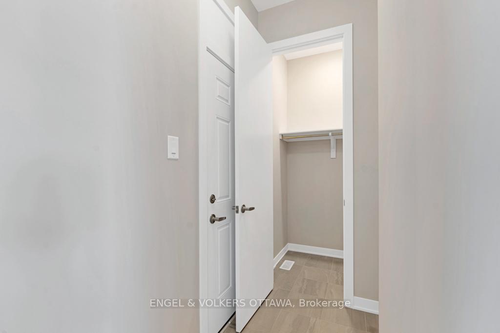 Photo 15 of 680 Expansion Road, Ottawa, Barrhaven - Half Moon Bay — HOMEH