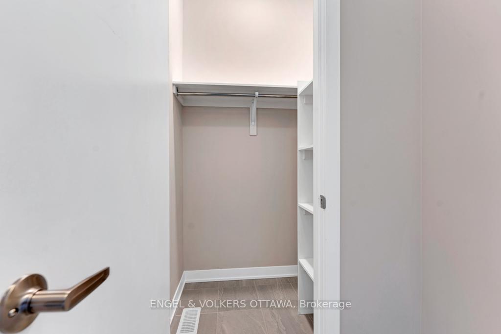 Photo 16 of 680 Expansion Road, Ottawa, Barrhaven - Half Moon Bay — HOMEH