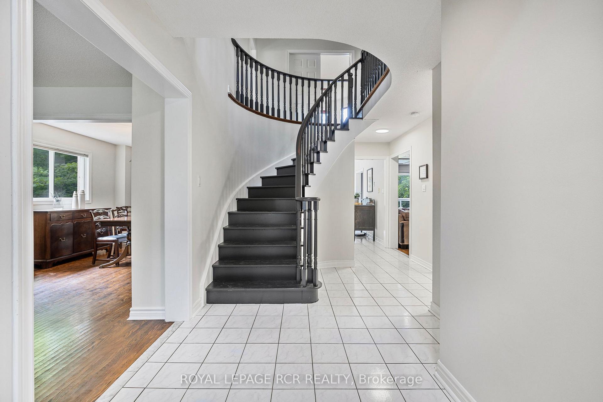 Photo 6 of 11 Litner Crescent, Georgina, Keswick North — HOMEH