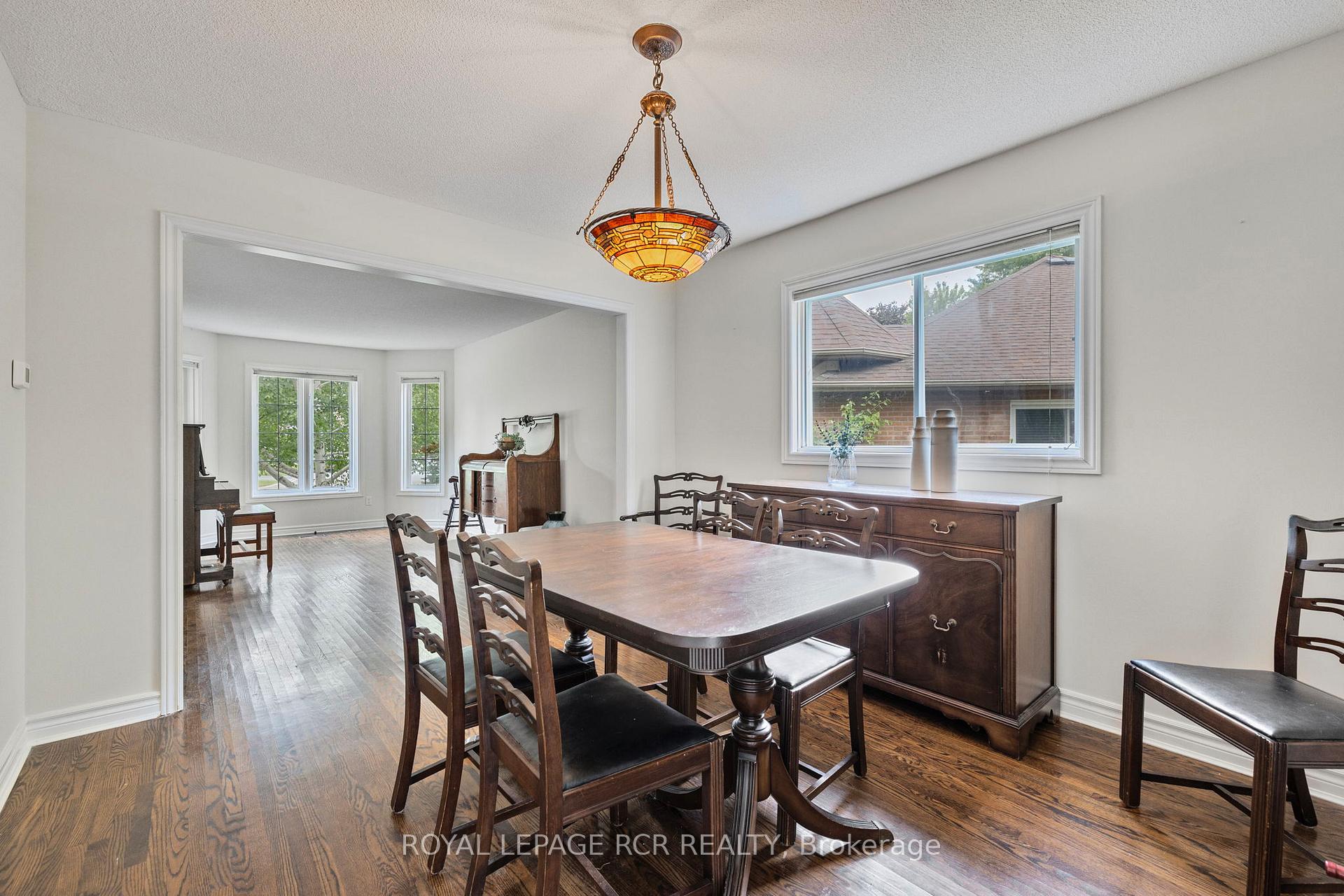 Photo 14 of 11 Litner Crescent, Georgina, Keswick North — HOMEH