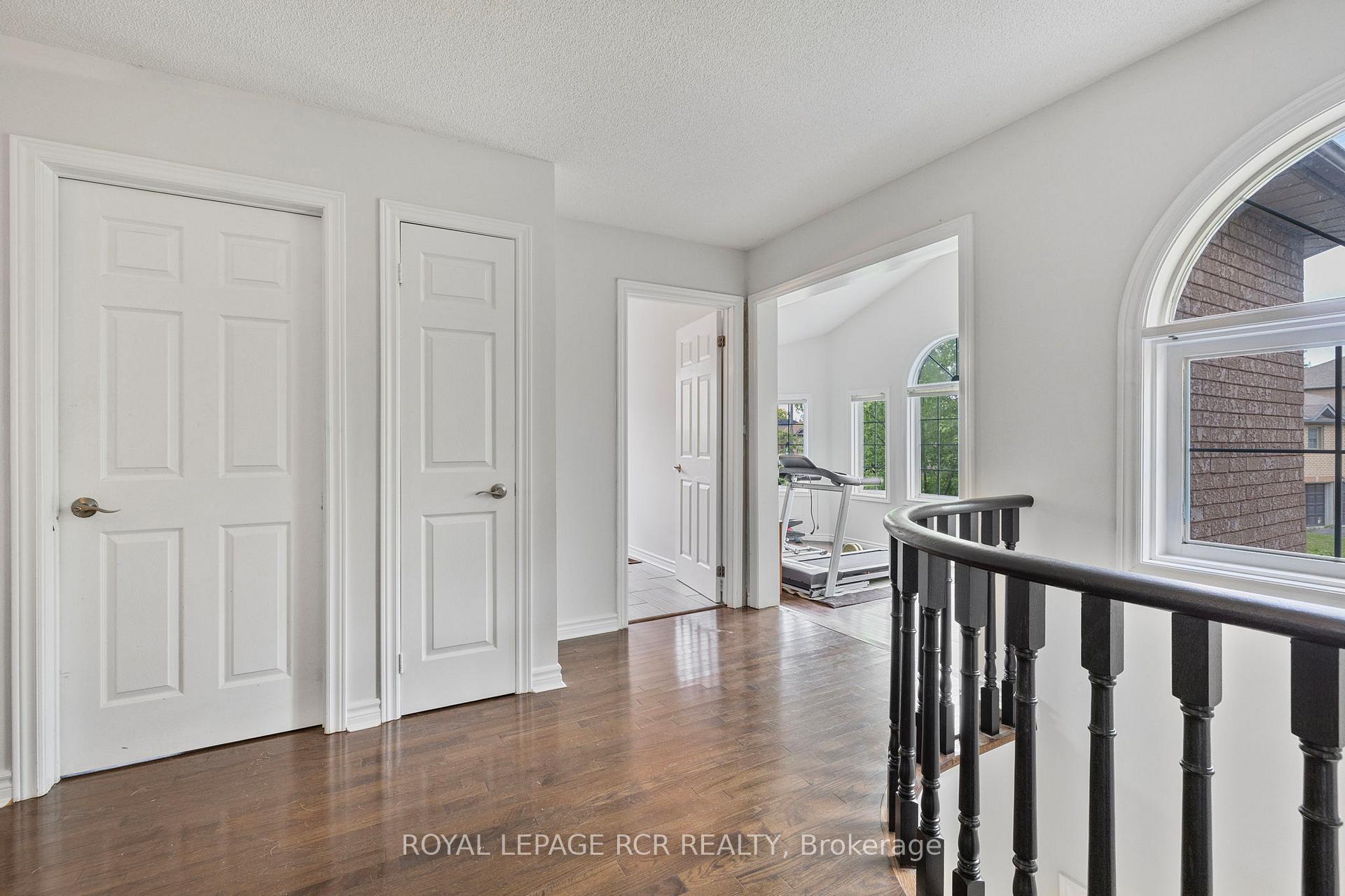 Photo 18 of 11 Litner Crescent, Georgina, Keswick North — HOMEH