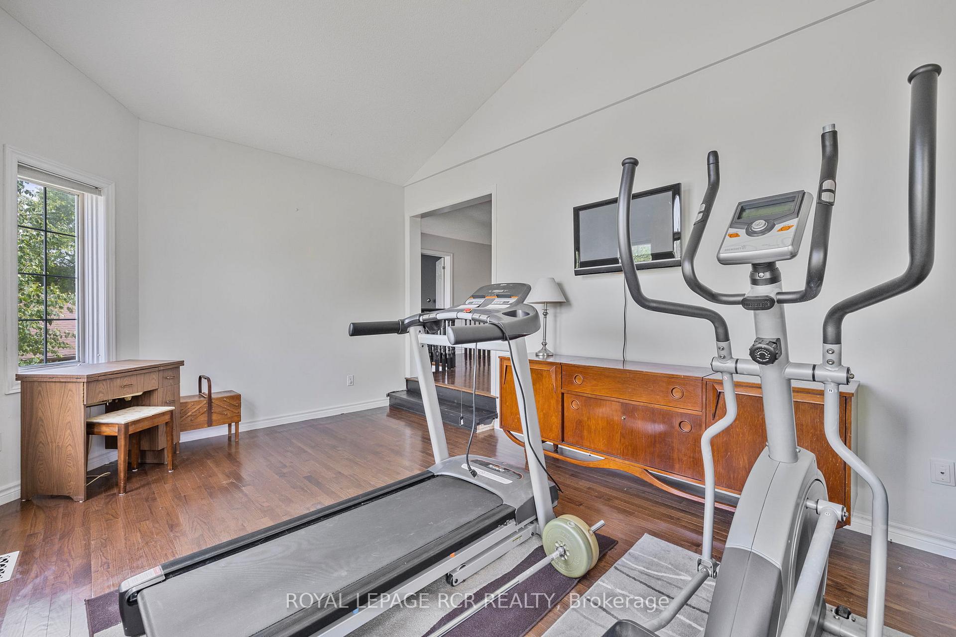 Photo 27 of 11 Litner Crescent, Georgina, Keswick North — HOMEH