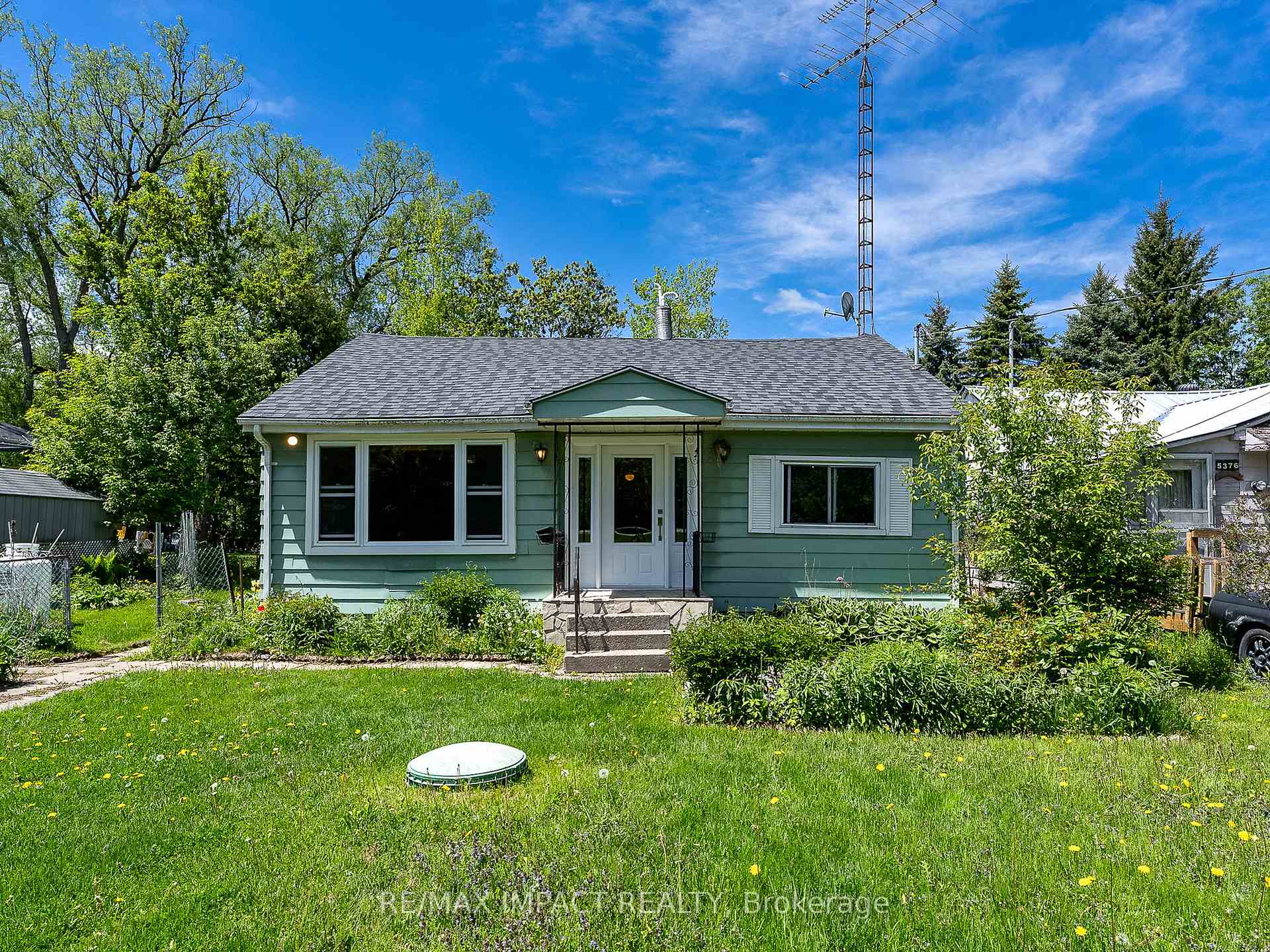 Photo 4 of 5372 Young Street, Hamilton Township, Rural Hamilton — HOMEH