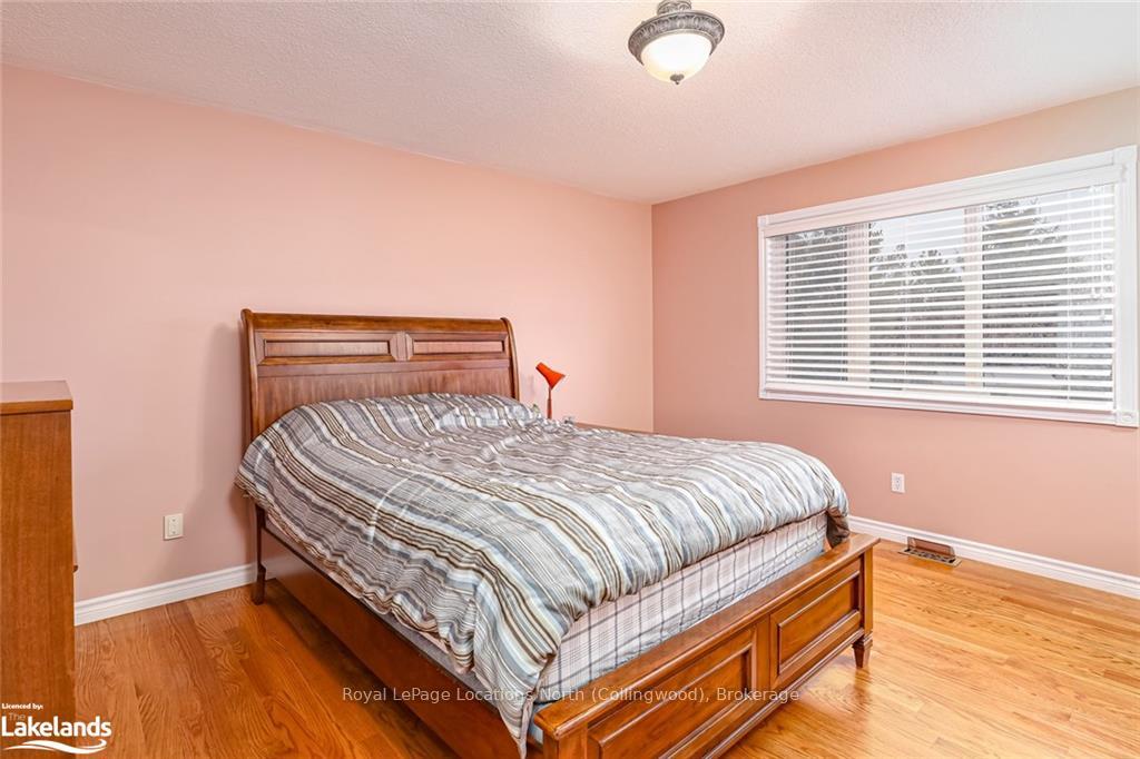 Photo 19 of 38 Mckean Boulevard, Clearview, Nottawa — HOMEH