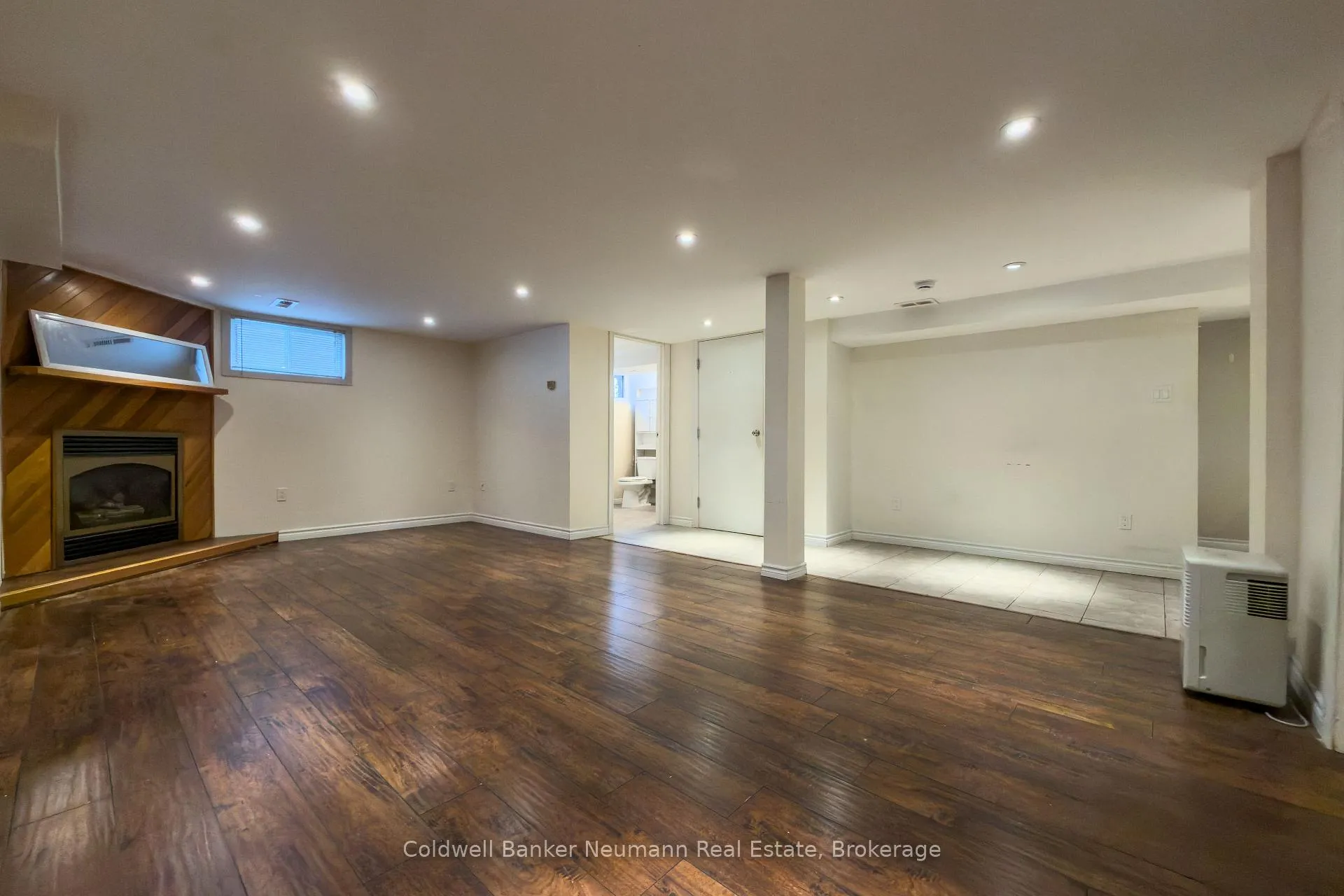 Photo 3 of Unit Lower, 17 Ottawa Crescent, Guelph, St. George's — HOMEH