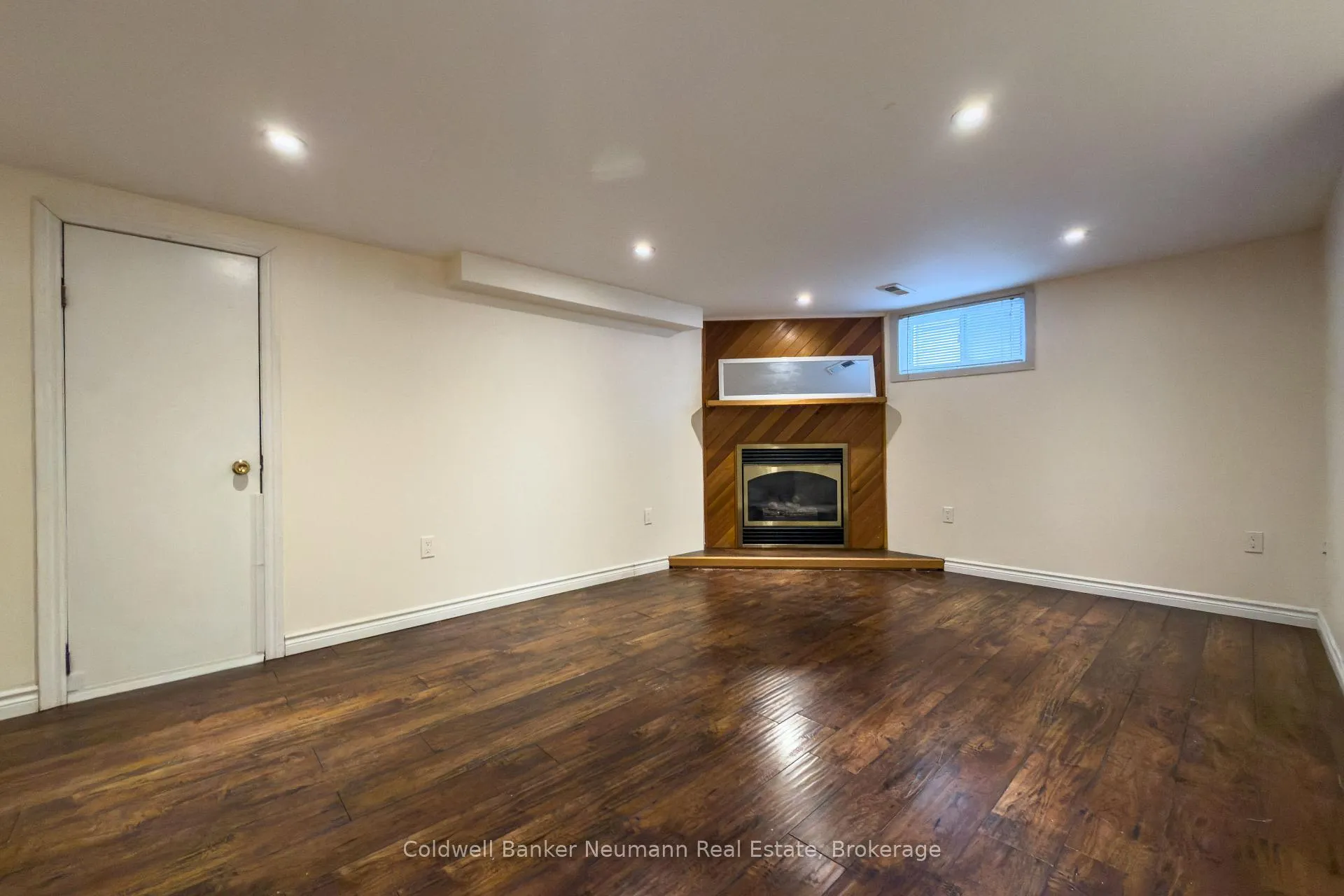 Photo 9 of Unit Lower, 17 Ottawa Crescent, Guelph, St. George's — HOMEH