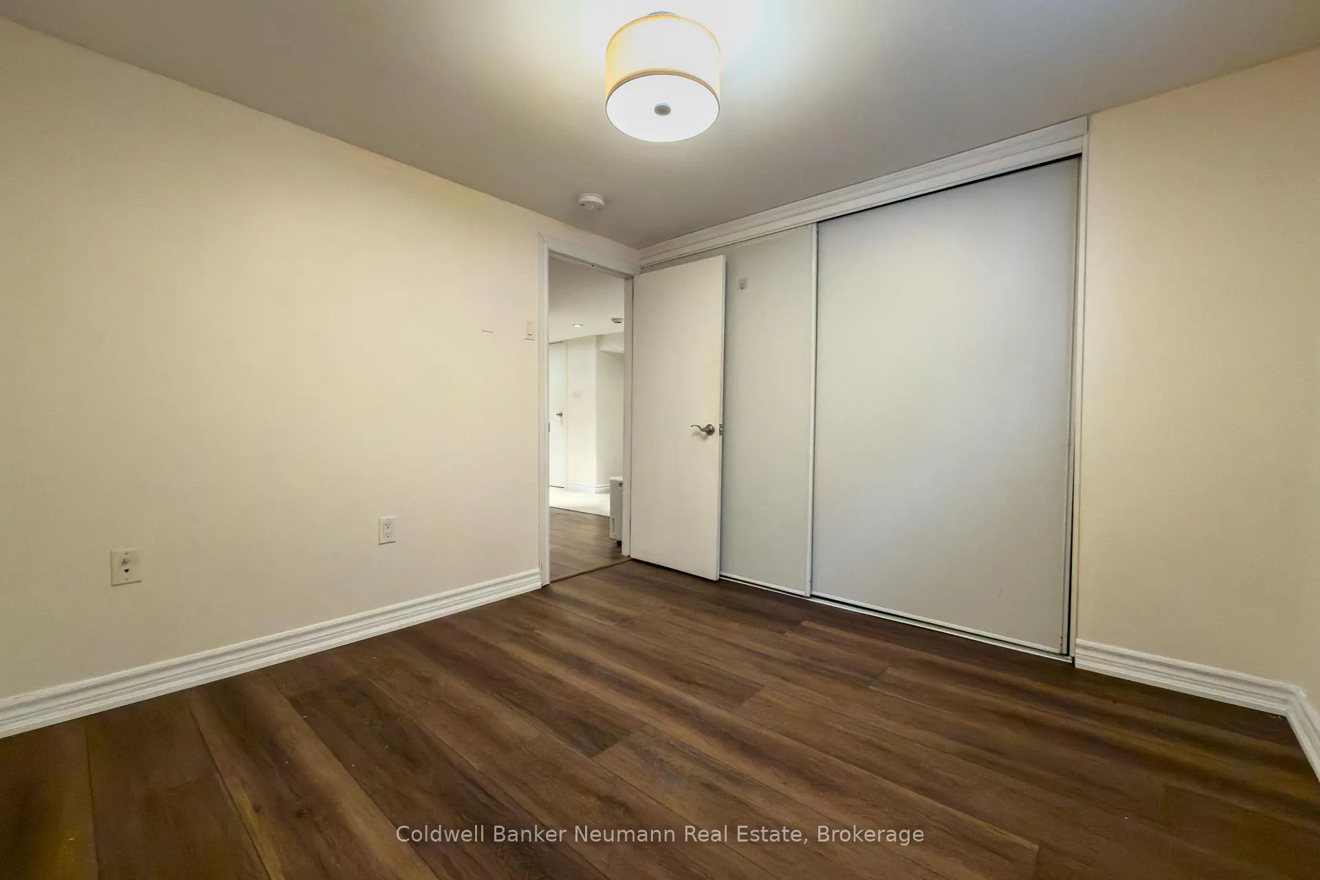 Photo 19 of Unit Lower, 17 Ottawa Crescent, Guelph, St. George's — HOMEH