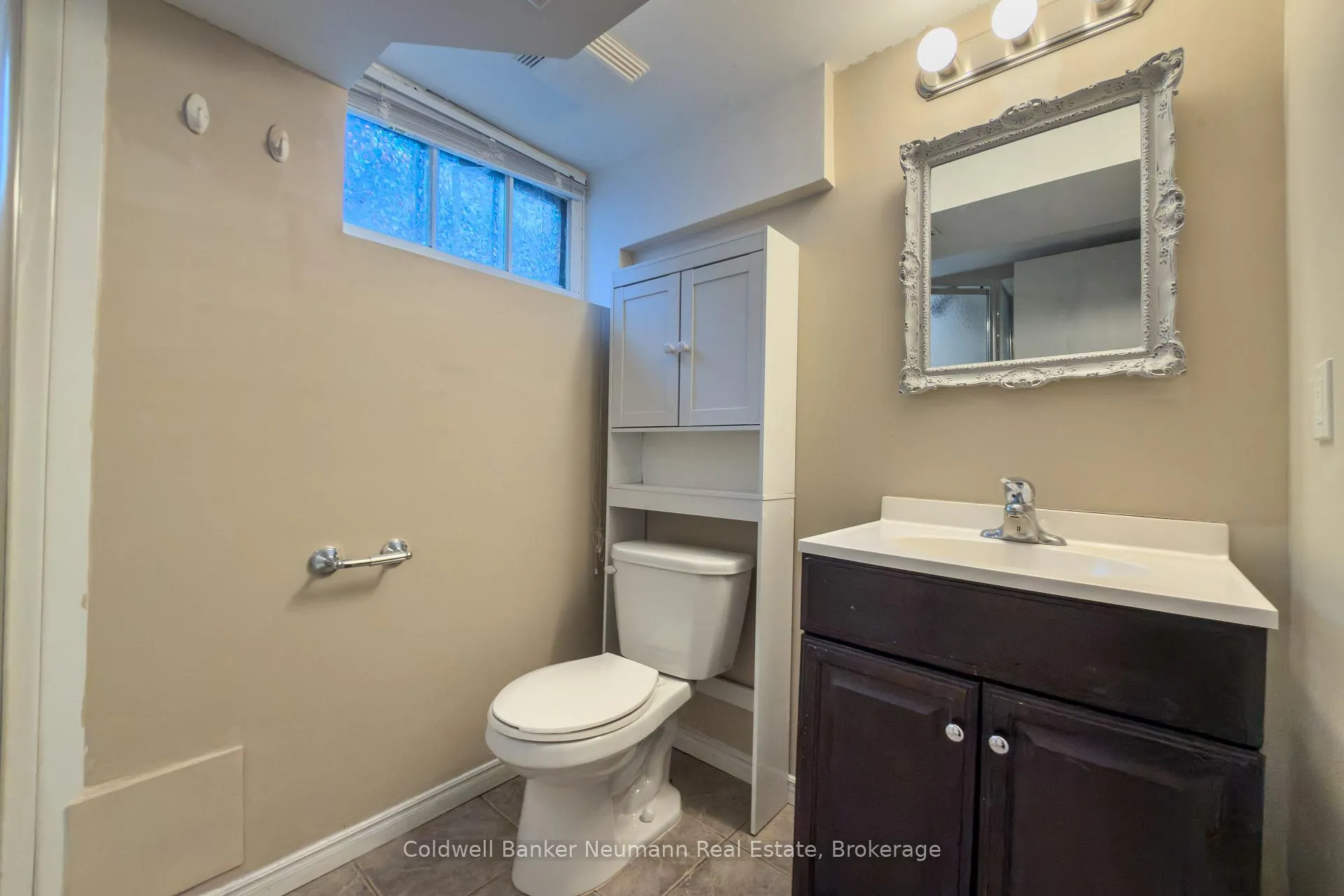 Photo 24 of Unit Lower, 17 Ottawa Crescent, Guelph, St. George's — HOMEH