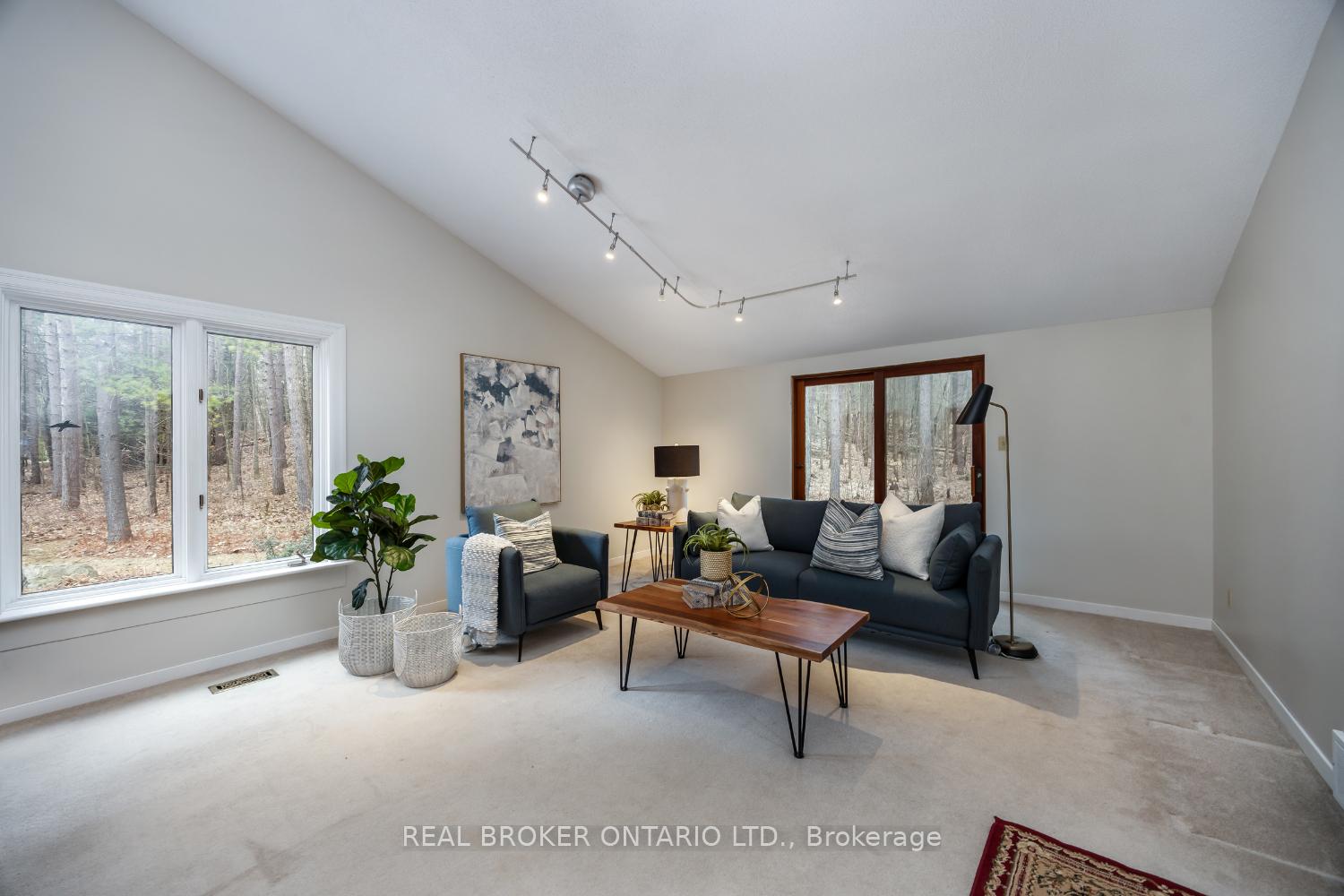 Photo 10 of 2154 Concession Rd 10, Clarington, Rural Clarington — HOMEH