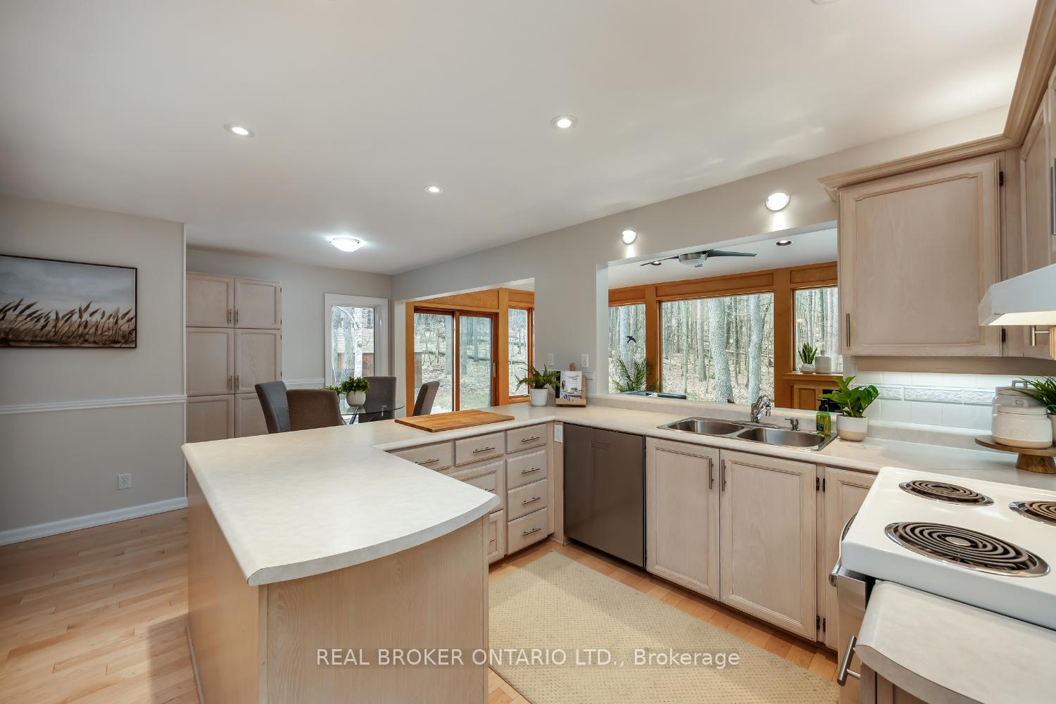 Photo 16 of 2154 Concession Rd 10, Clarington, Rural Clarington — HOMEH