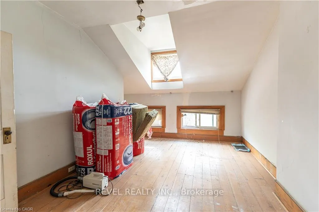 Photo 40 of 166-168 Macnab Street N, Hamilton, Central — HOMEH