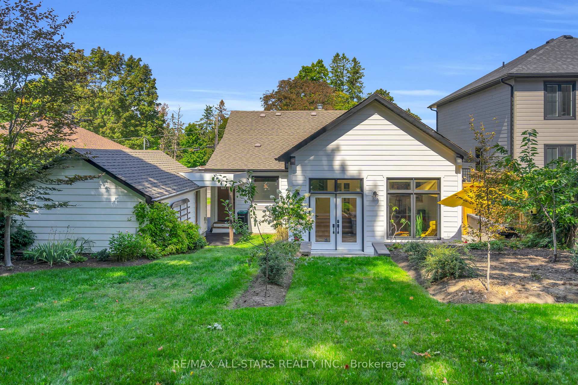 Photo 40 of 61 Holgate Street, Barrie, Allandale — HOMEH