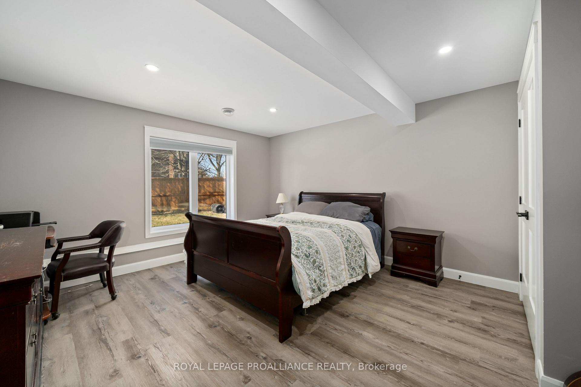Photo 7 of 32 Lehtinen Crescent, Belleville, Belleville Ward — HOMEH