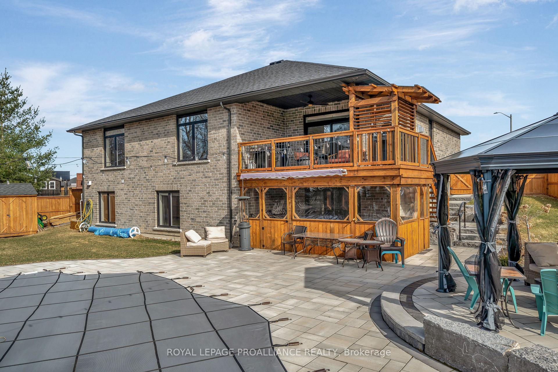 Photo 20 of 32 Lehtinen Crescent, Belleville, Belleville Ward — HOMEH