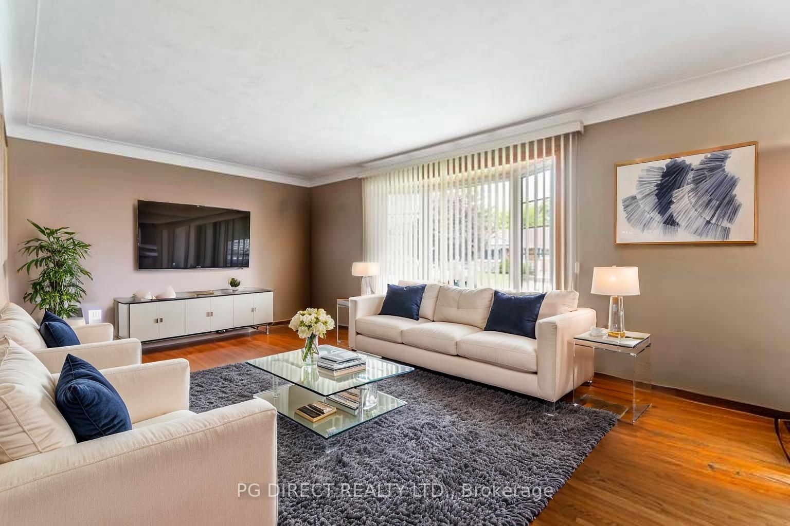 Photo 2 of 79 Fairview Road, Grimsby, Grimsby Beach — HOMEH