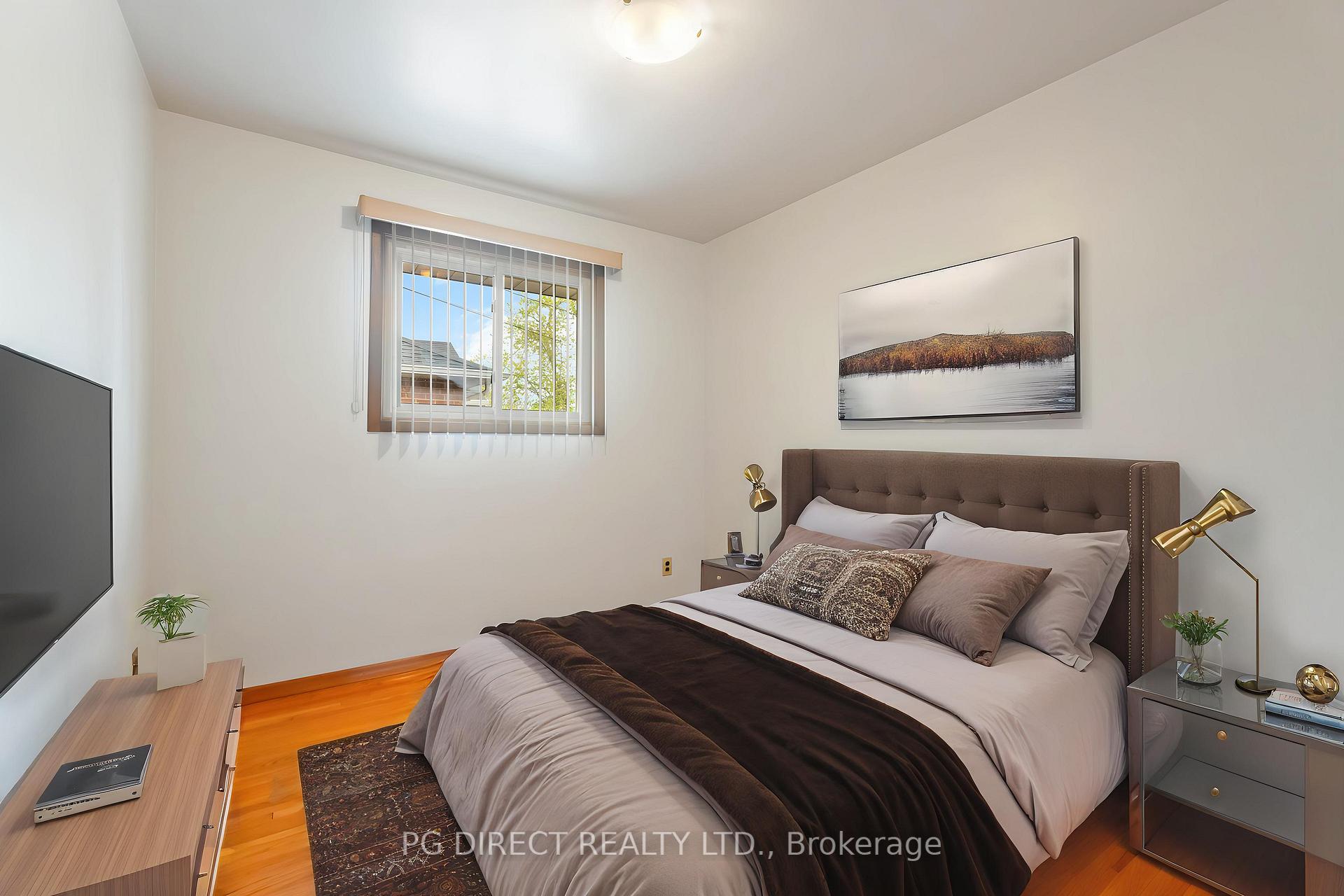 Photo 5 of 79 Fairview Road, Grimsby, Grimsby Beach — HOMEH