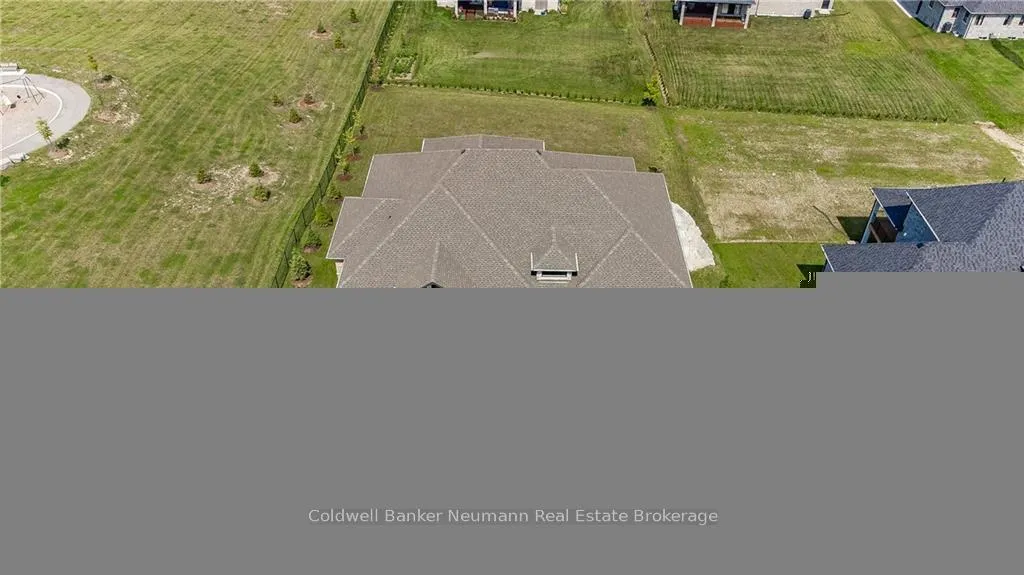 Photo 3 of 66 Charles Currie Crescent, Erin, Rural Erin — HOMEH