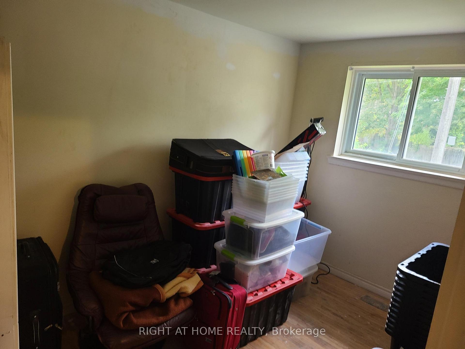 Photo 6 of 253 Hampton Heath Road, Burlington, Appleby — HOMEH