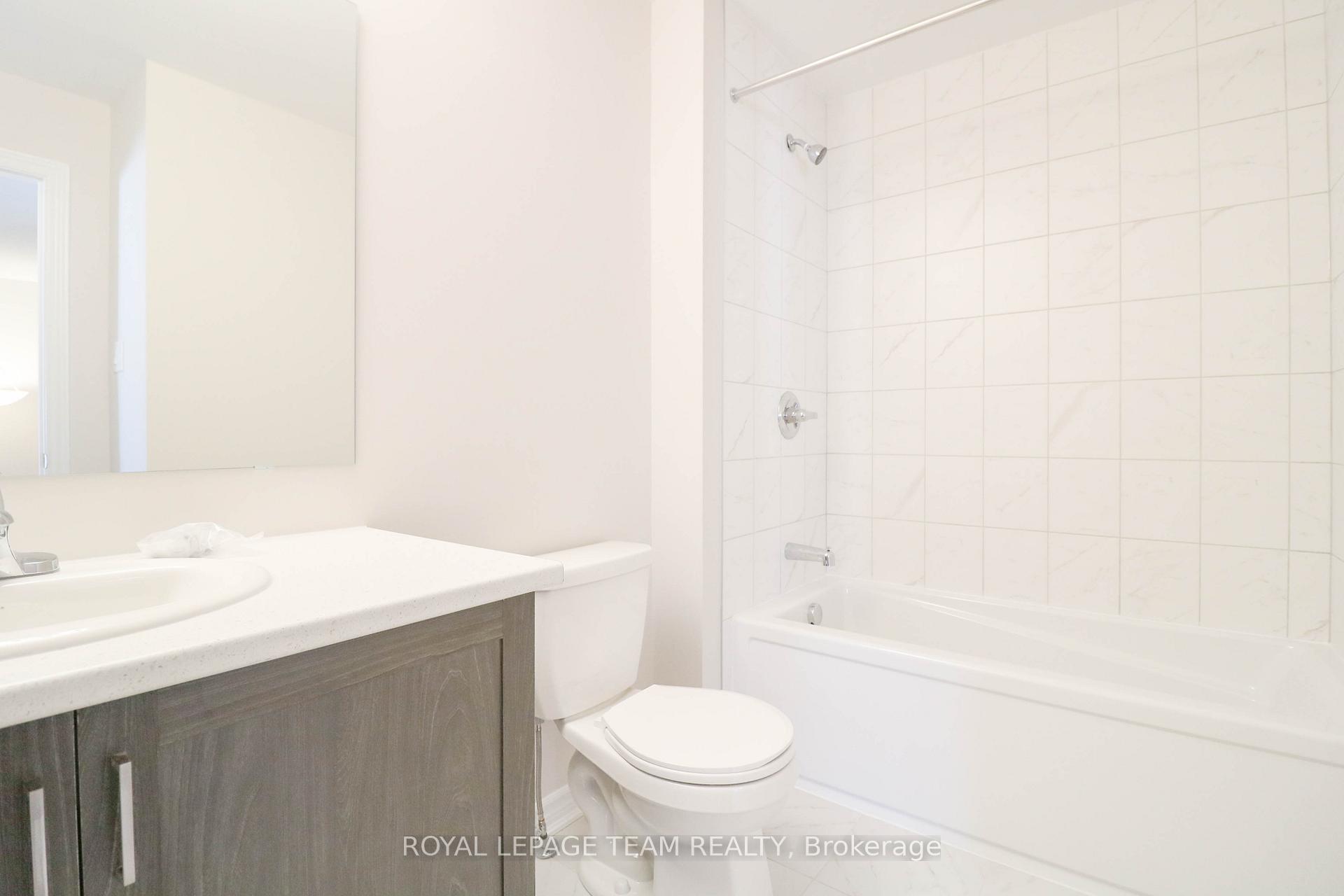 Photo 16 of 49 Focality Crescent, Ottawa, Barrhaven - Half Moon Bay — HOMEH