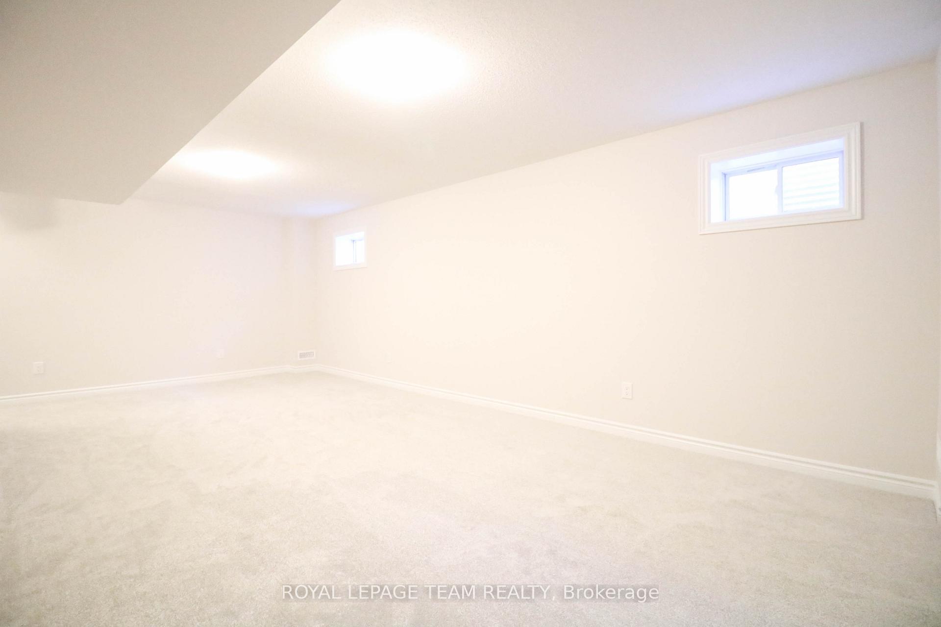 Photo 24 of 49 Focality Crescent, Ottawa, Barrhaven - Half Moon Bay — HOMEH
