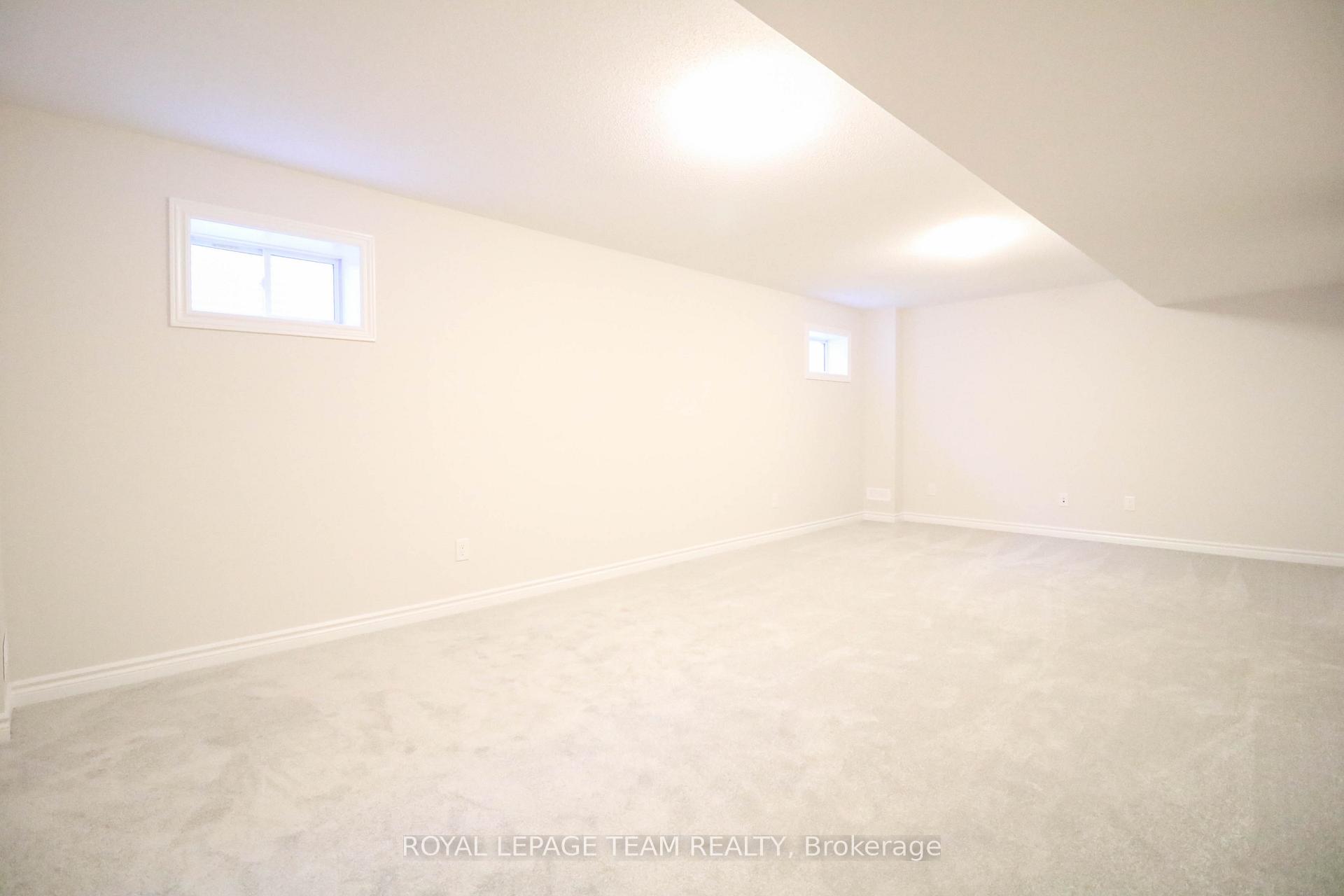 Photo 25 of 49 Focality Crescent, Ottawa, Barrhaven - Half Moon Bay — HOMEH