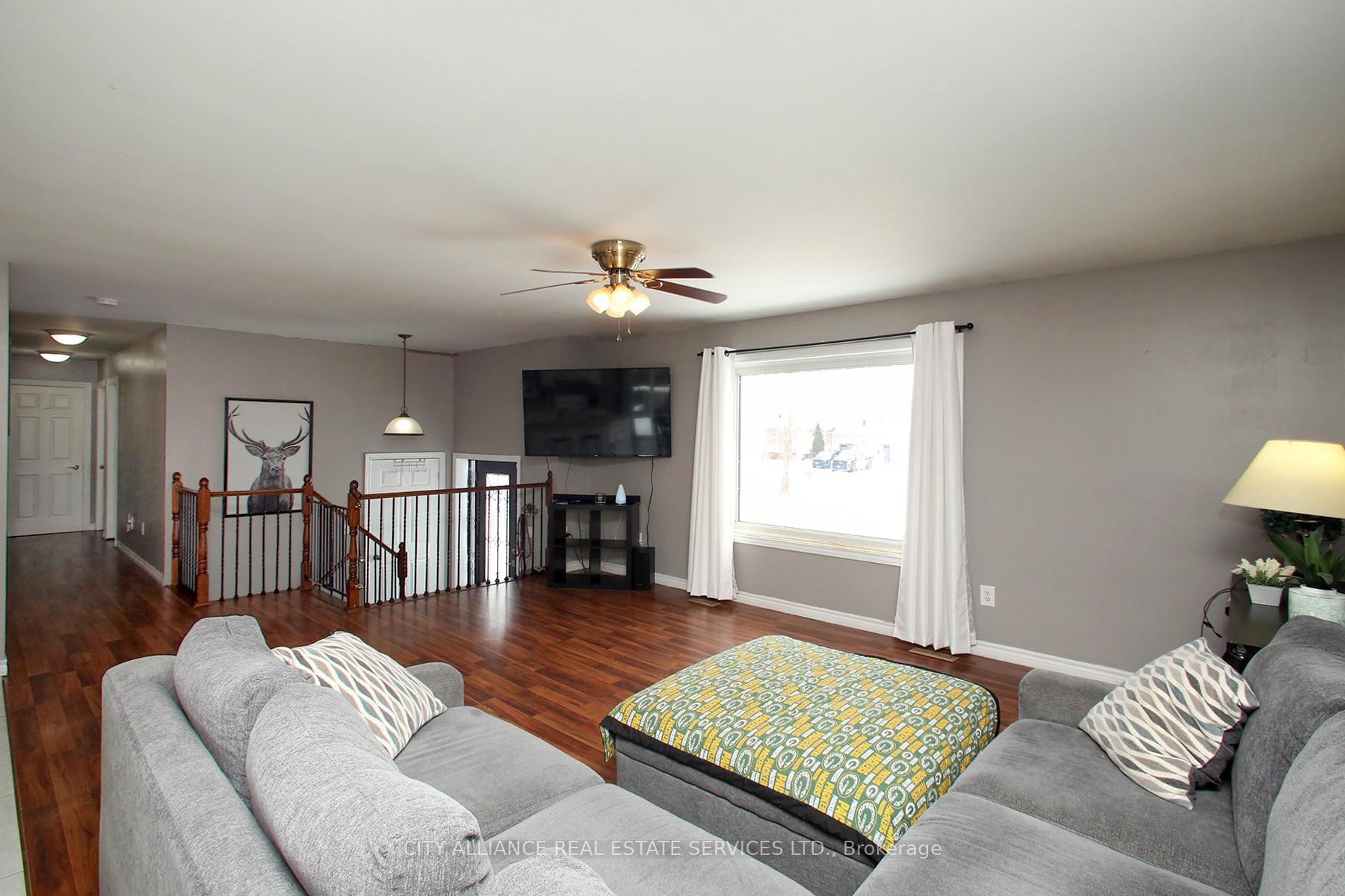 Photo 20 of 28 Joel Avenue, Georgina, Historic Lakeshore Communities — HOMEH