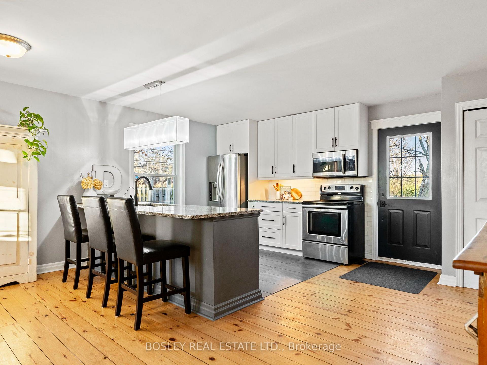 Photo 8 of 2842 Meyers Road S, Hamilton Township, Rural Hamilton — HOMEH