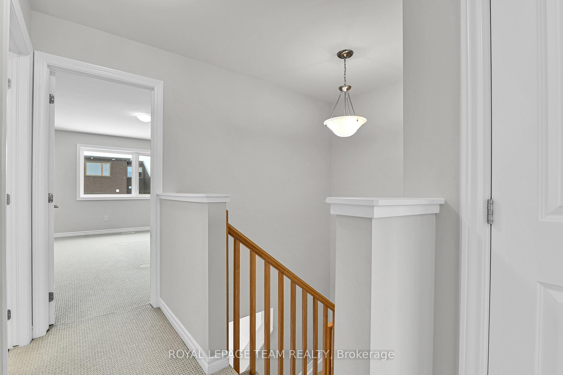 Photo 19 of 29 Atop Lane, Ottawa, Blossom Park/Kemp Park/Findlay Creek — HOMEH