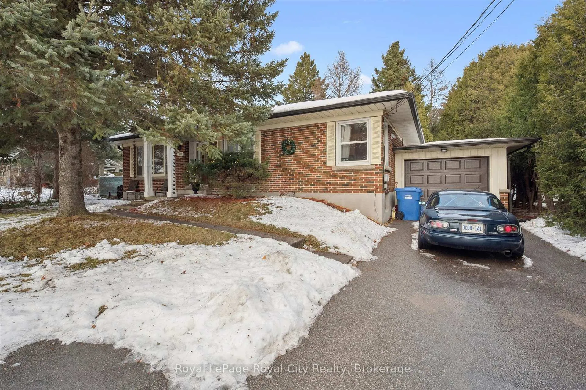 Photo 17 of 107 Westmount Road, Guelph, Exhibition Park — HOMEH