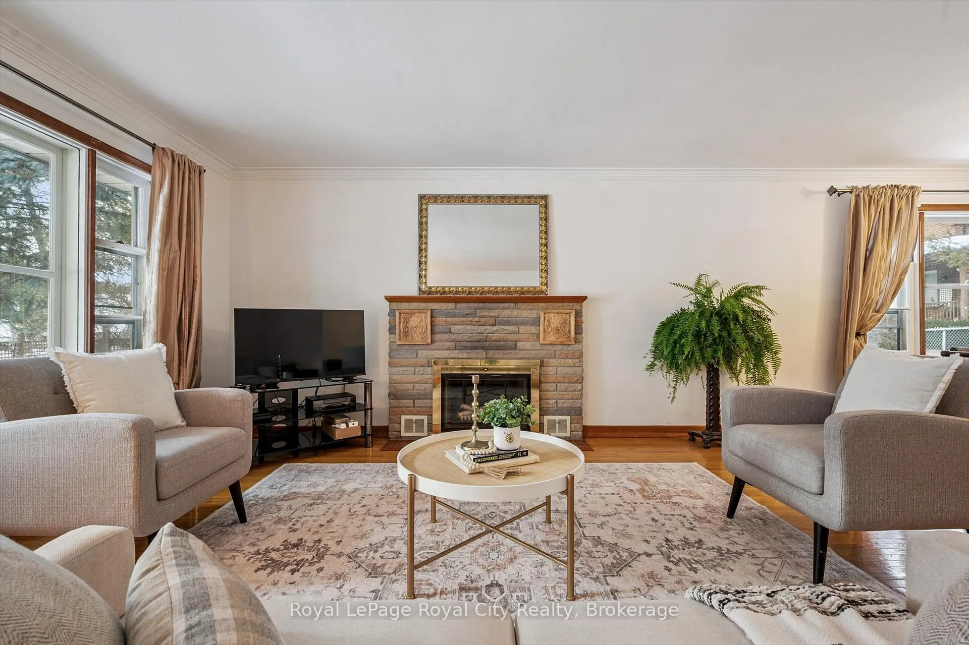 Photo 35 of 107 Westmount Road, Guelph, Exhibition Park — HOMEH