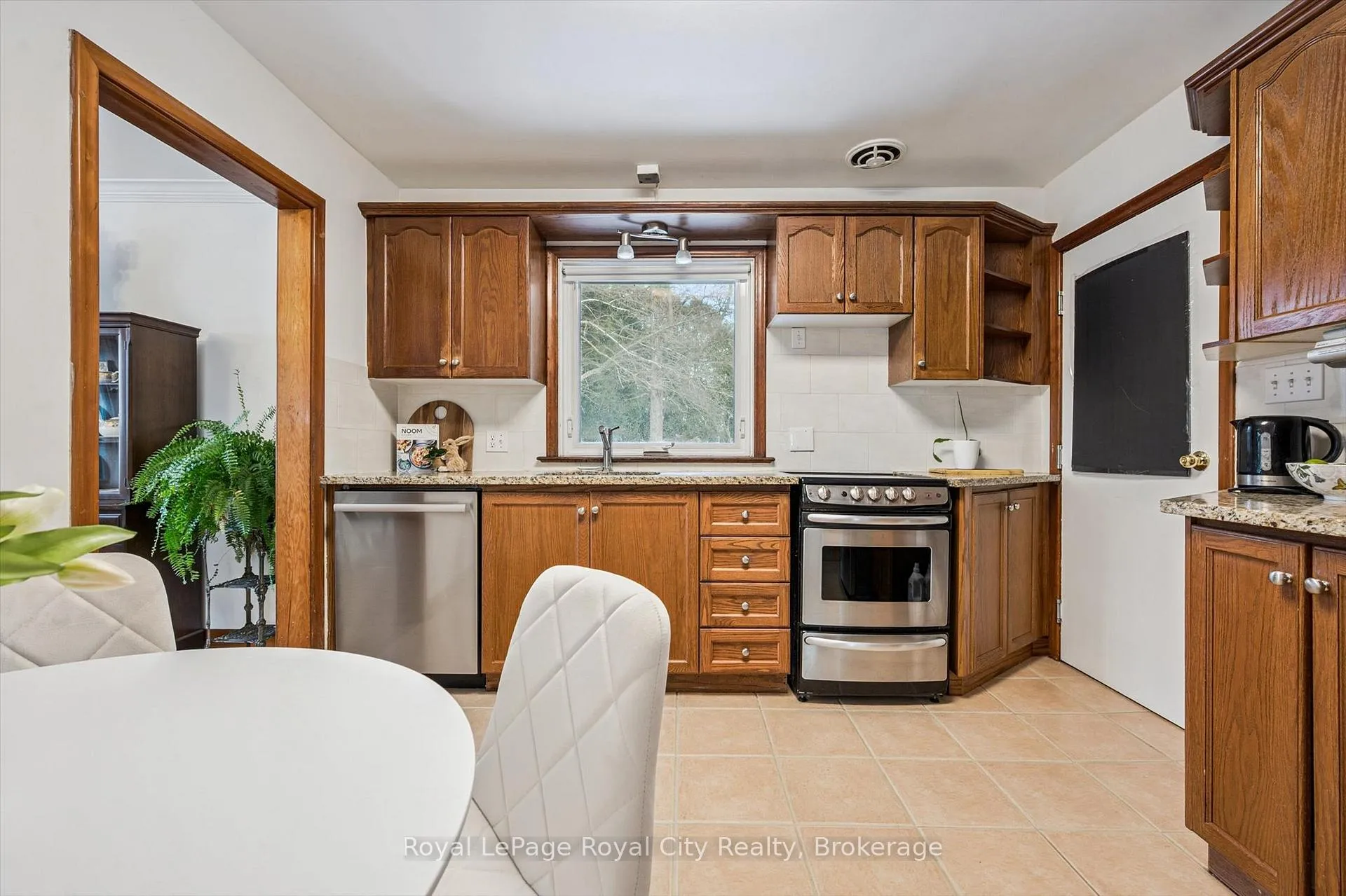 Photo 44 of 107 Westmount Road, Guelph, Exhibition Park — HOMEH