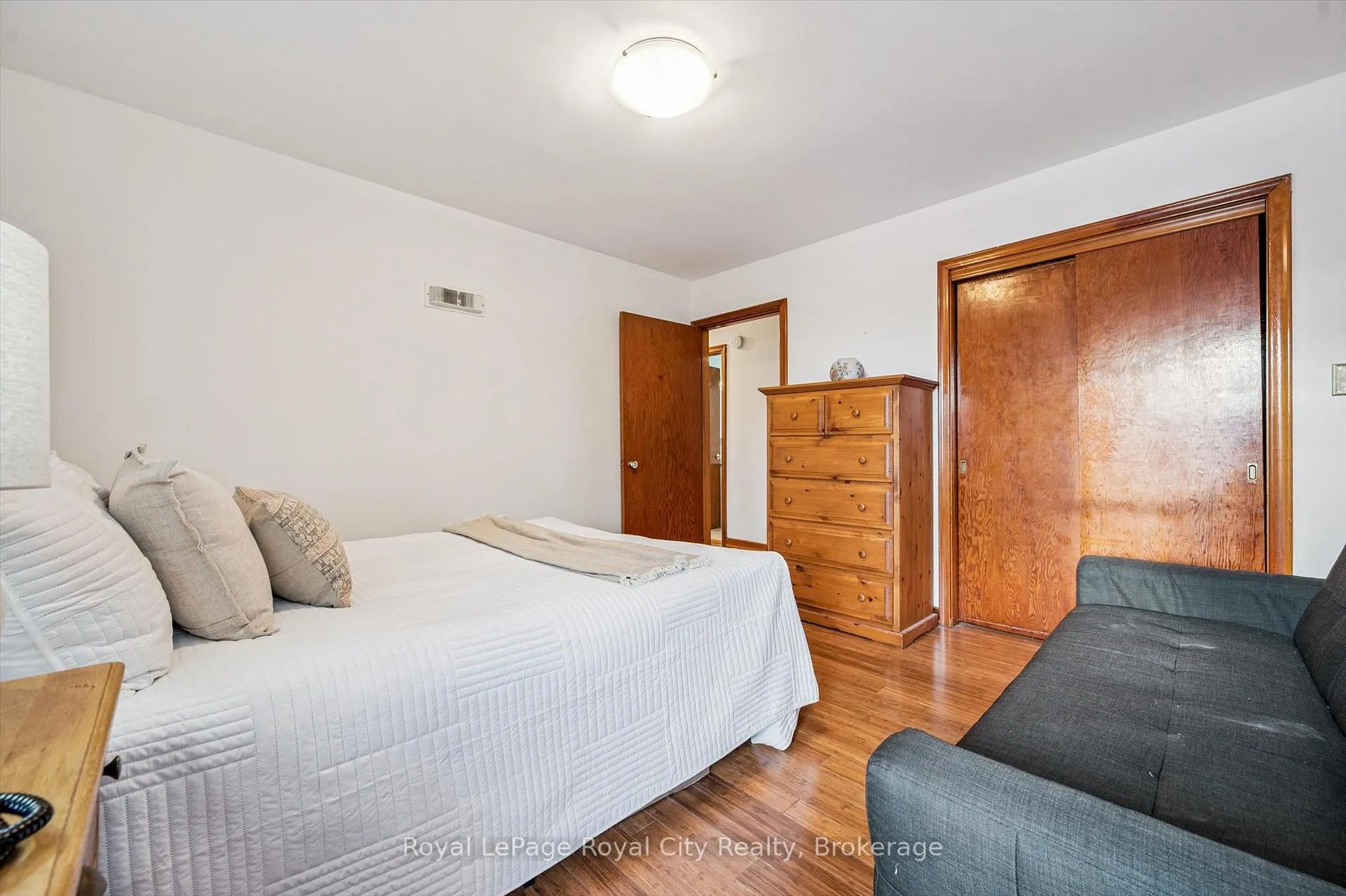 Photo 60 of 107 Westmount Road, Guelph, Exhibition Park — HOMEH