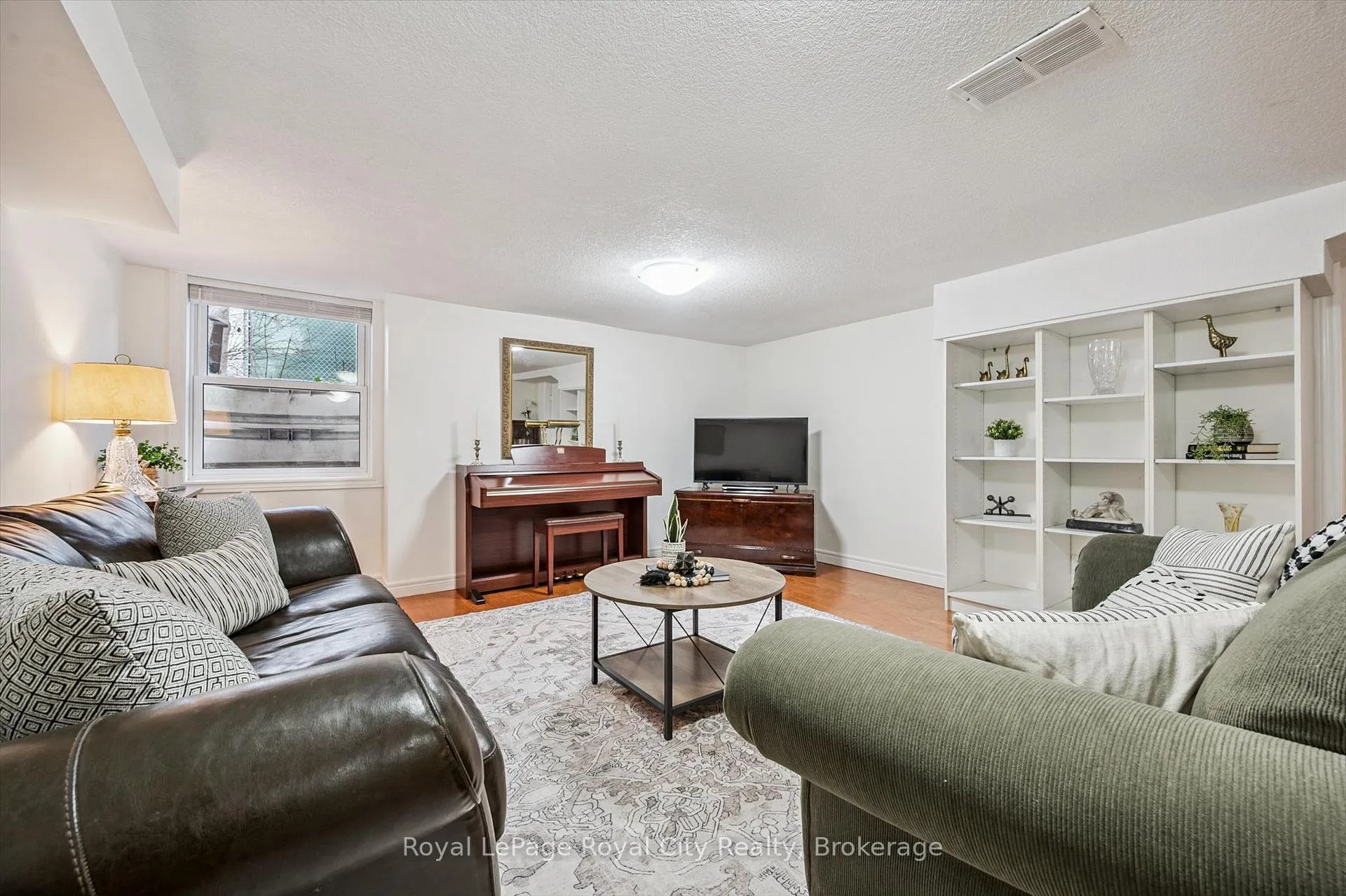 Photo 64 of 107 Westmount Road, Guelph, Exhibition Park — HOMEH