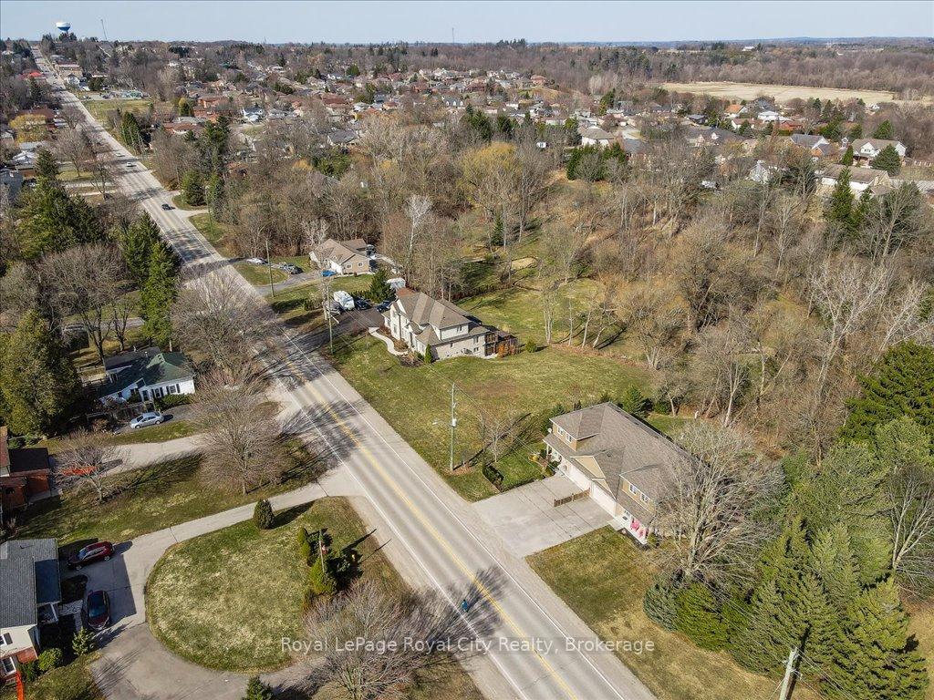 Photo 4 of 134 Main Street S, Brant, South Dumfries — HOMEH