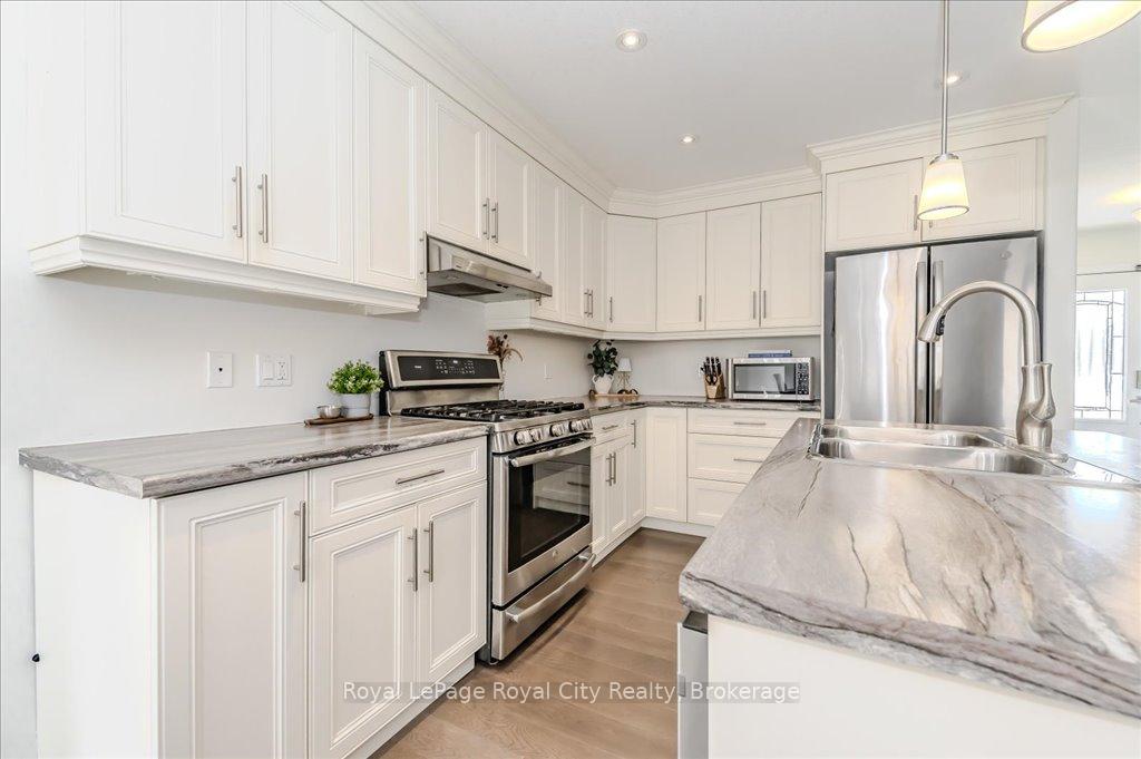Photo 16 of 134 Main Street S, Brant, South Dumfries — HOMEH