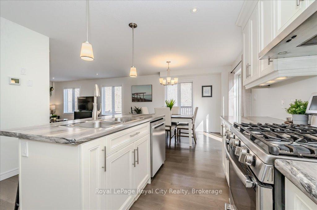 Photo 19 of 134 Main Street S, Brant, South Dumfries — HOMEH