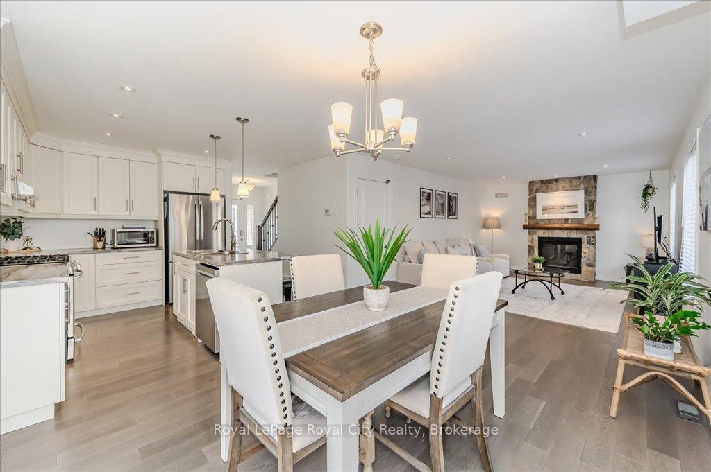 Photo 22 of 134 Main Street S, Brant, South Dumfries — HOMEH