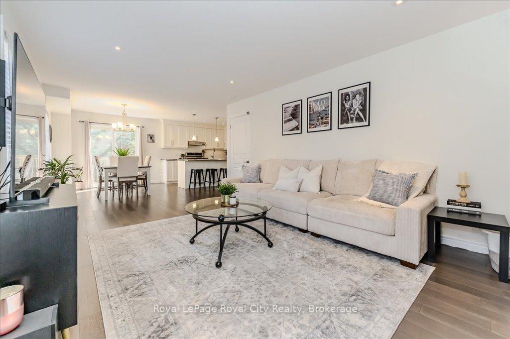 Photo 26 of 134 Main Street S, Brant, South Dumfries — HOMEH