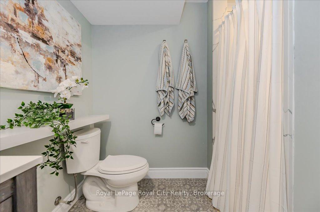 Photo 39 of 134 Main Street S, Brant, South Dumfries — HOMEH