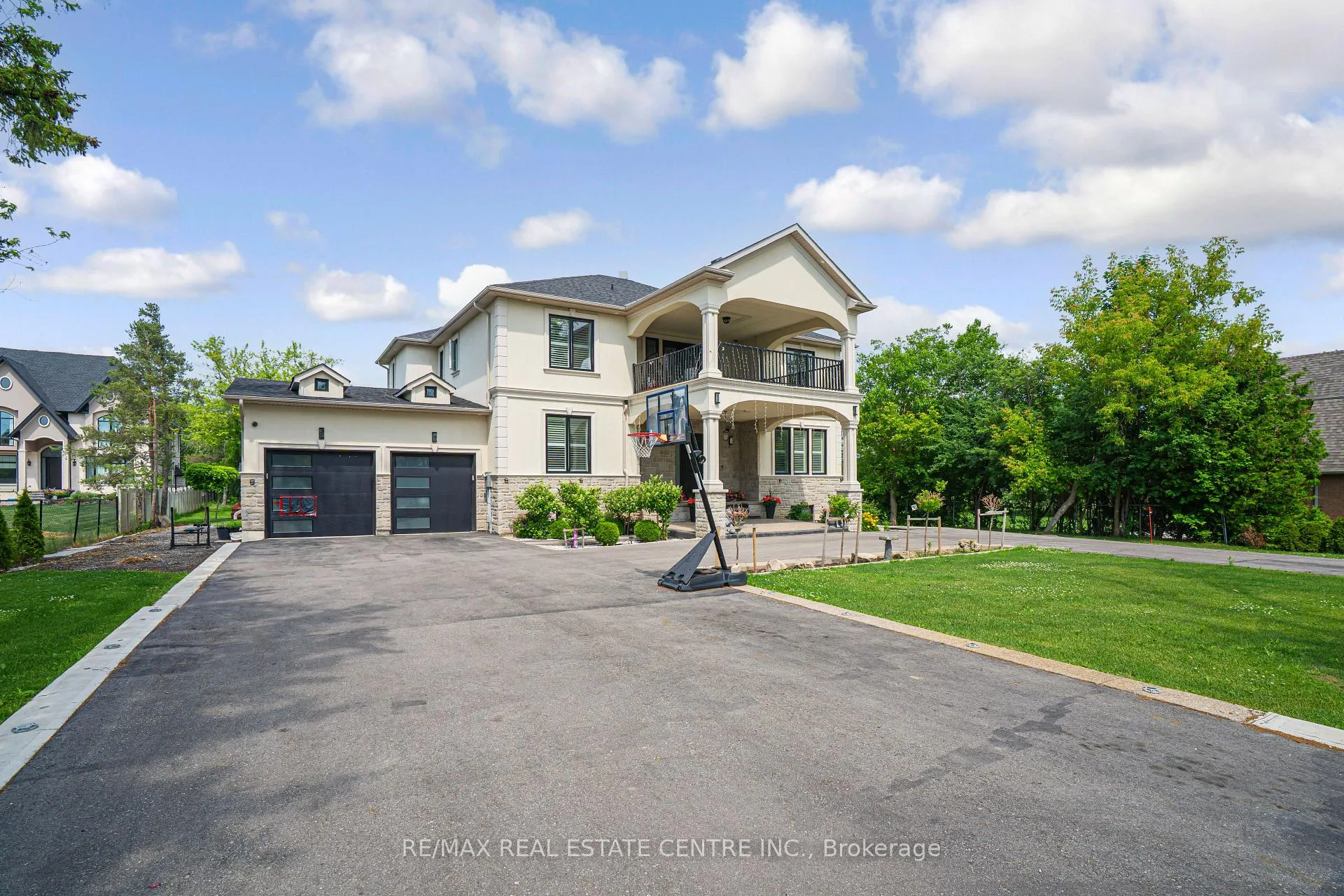 Photo 3 of 9051 8th Line, Halton Hills, Rural Halton Hills — HOMEH