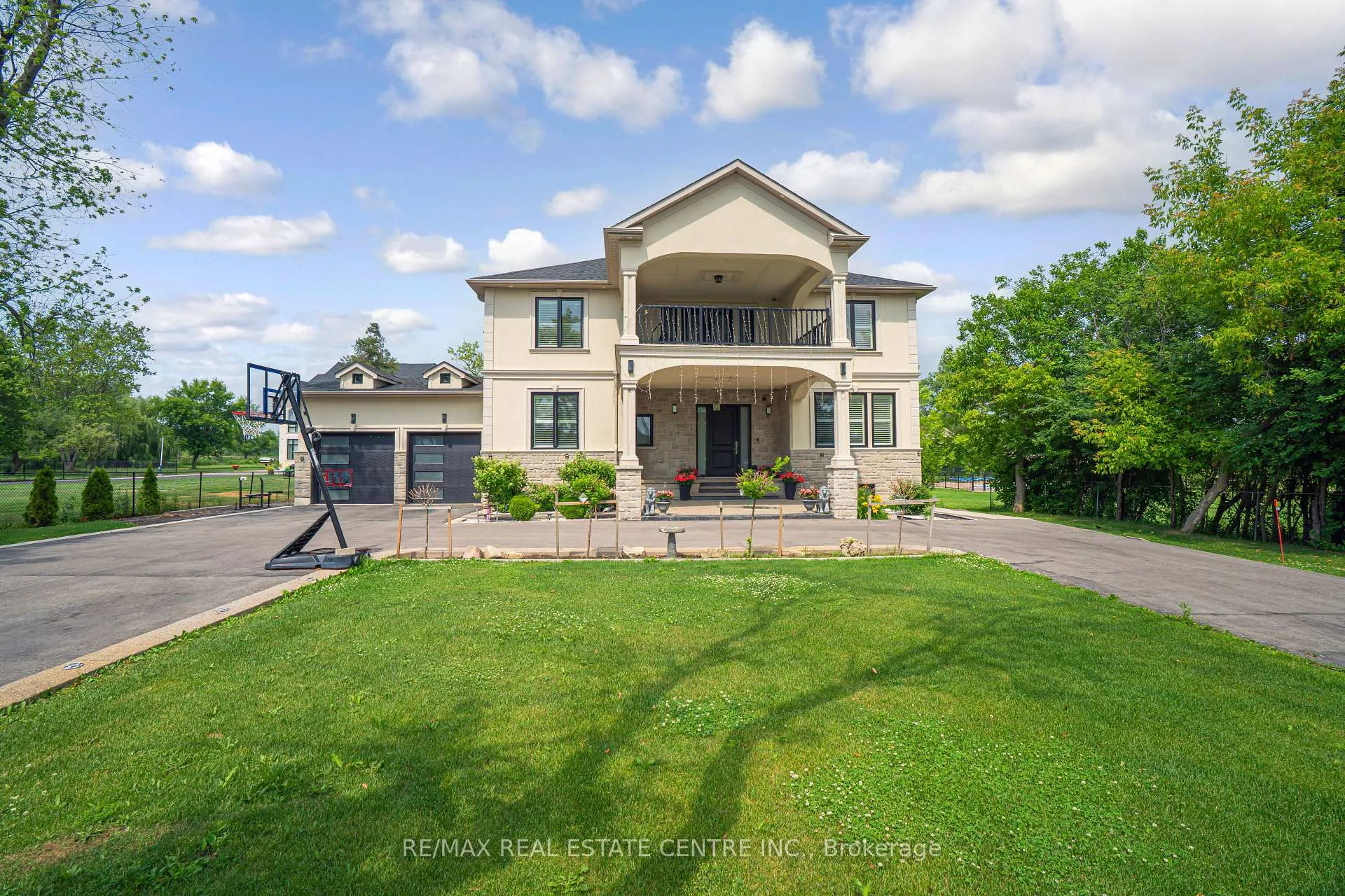 Photo 4 of 9051 8th Line, Halton Hills, Rural Halton Hills — HOMEH