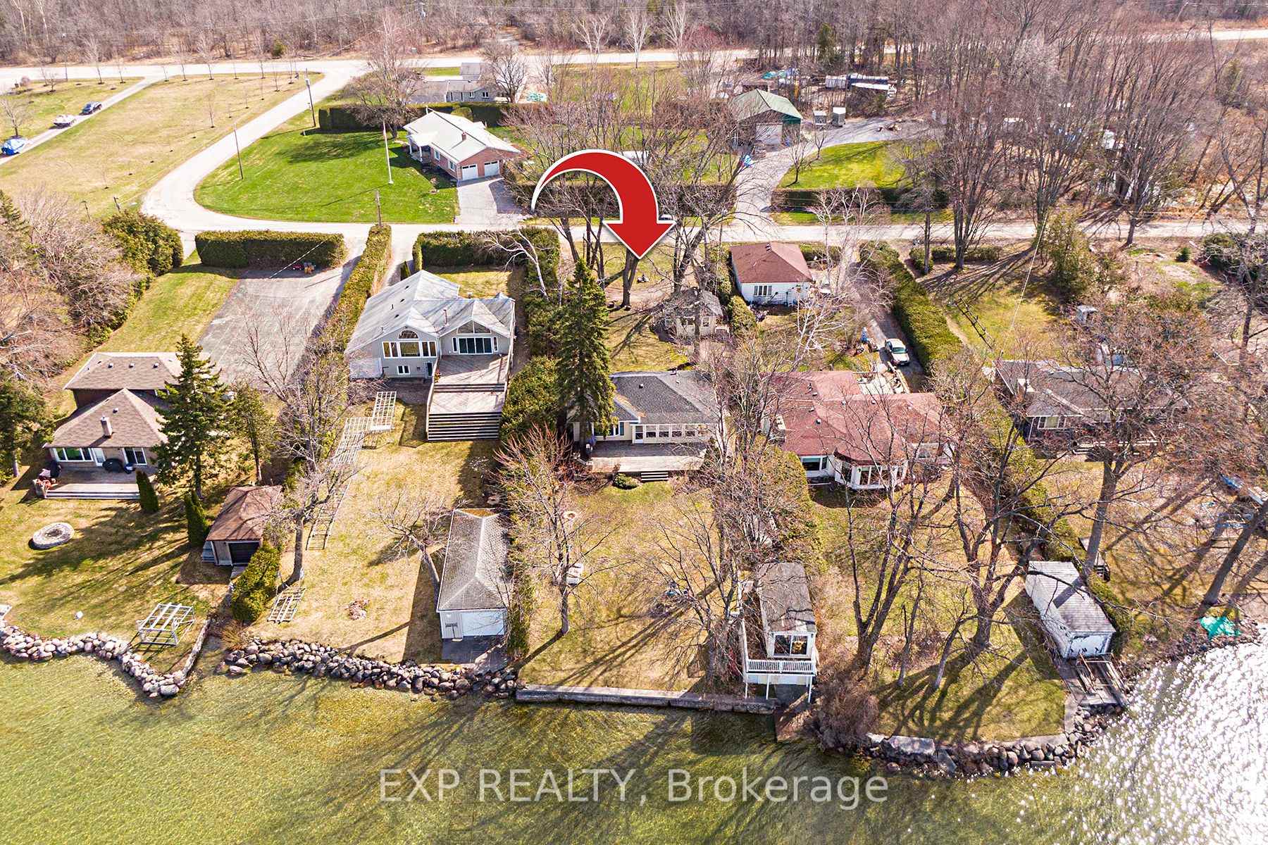Photo 3 of 24 Mcrae Beach Road S, Georgina, Pefferlaw — HOMEH