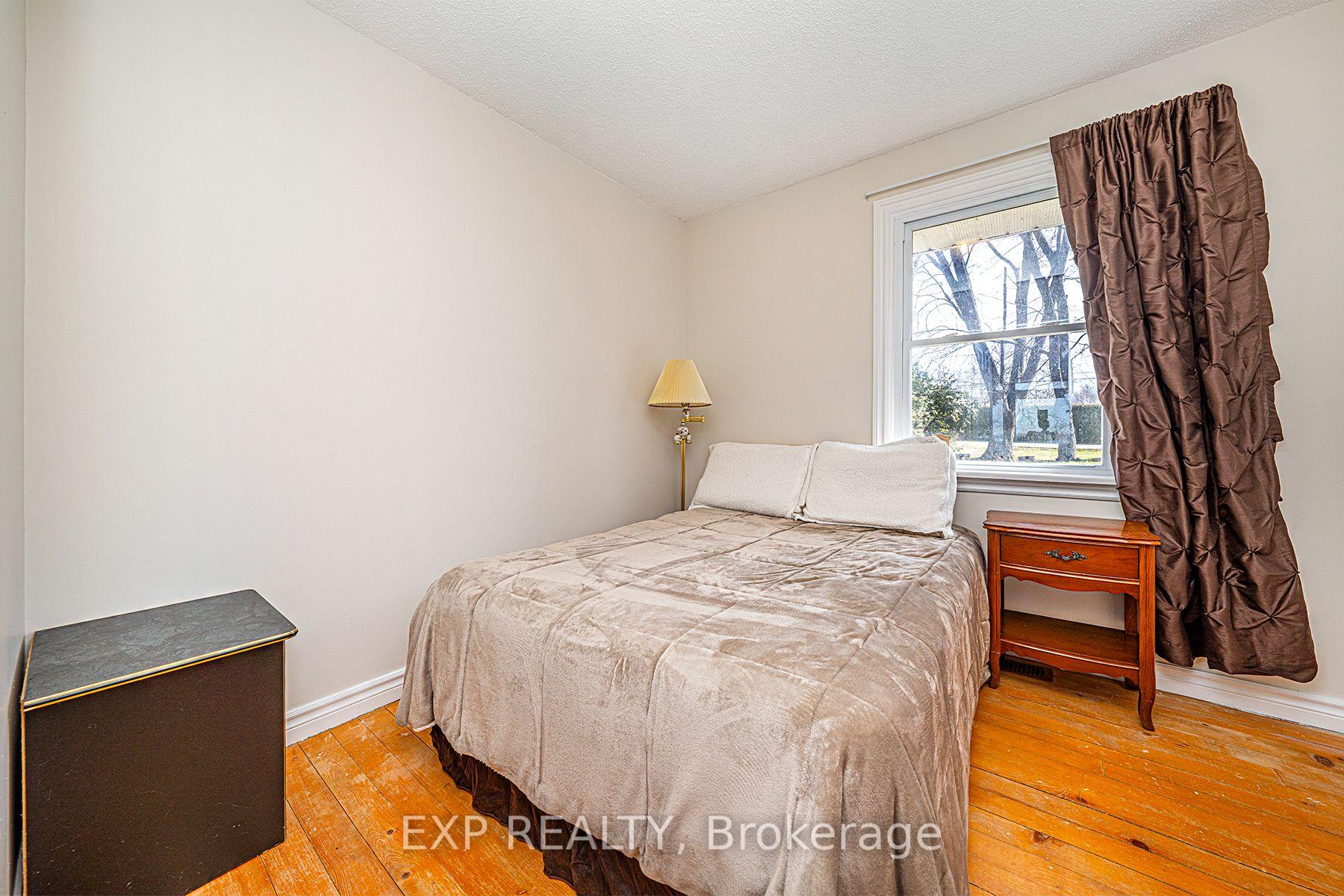 Photo 21 of 24 Mcrae Beach Road S, Georgina, Pefferlaw — HOMEH