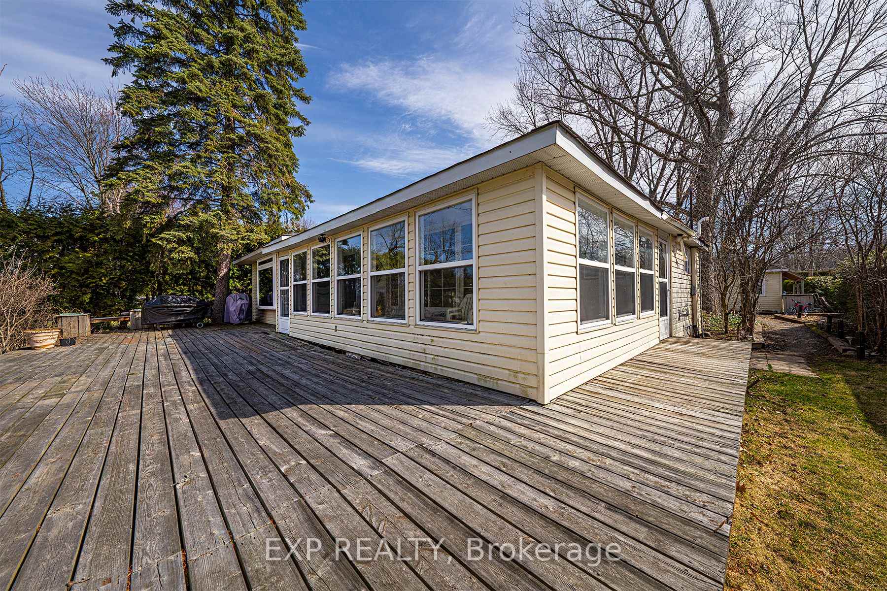 Photo 26 of 24 Mcrae Beach Road S, Georgina, Pefferlaw — HOMEH