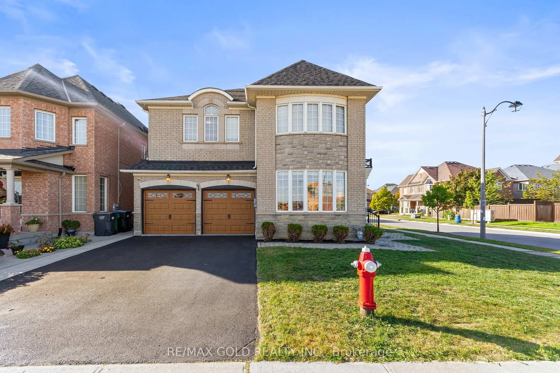 Photo 3 of 2 Helman Road, Brampton, Sandringham-Wellington — HOMEH
