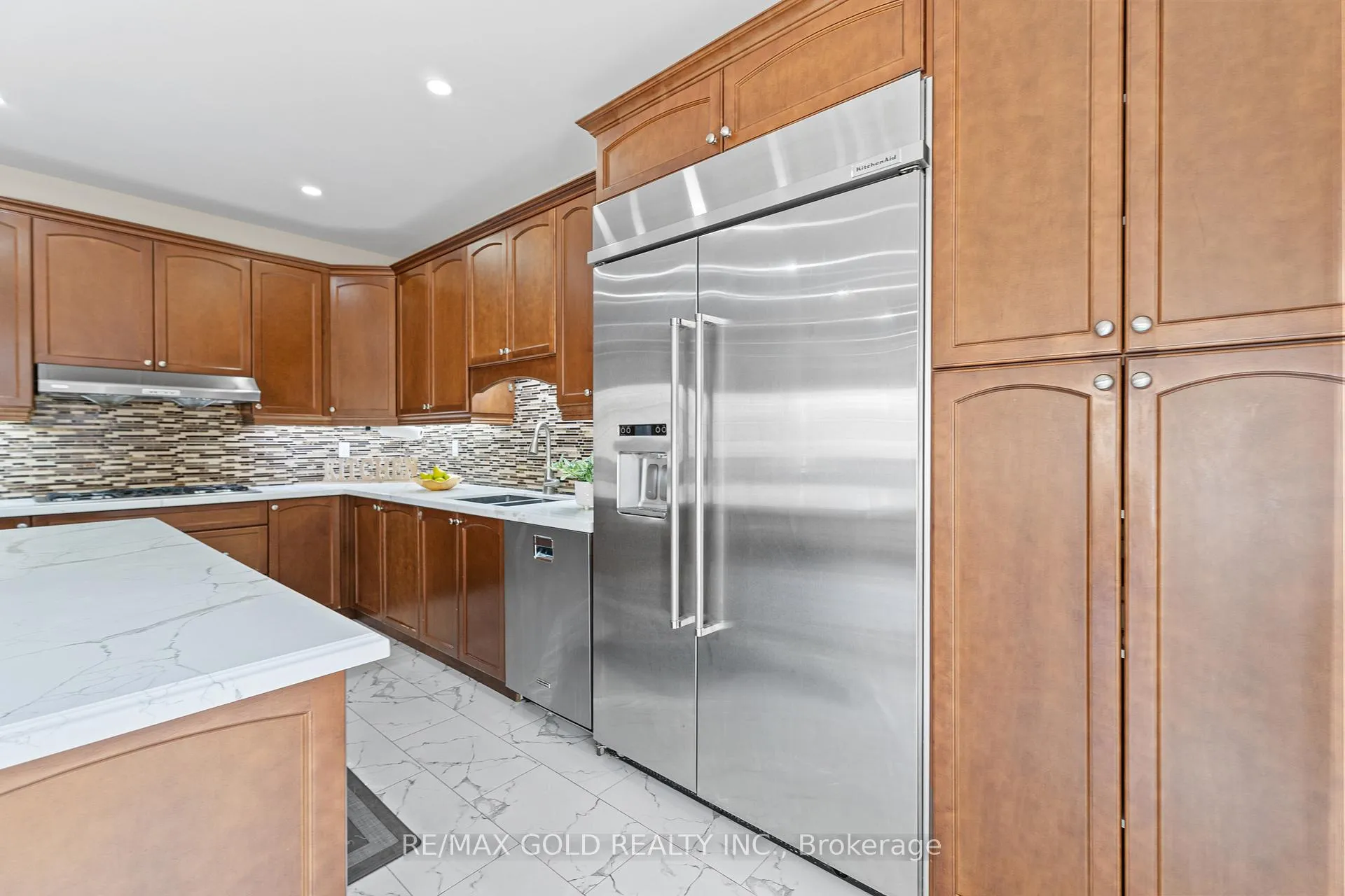 Photo 25 of 2 Helman Road, Brampton, Sandringham-Wellington — HOMEH