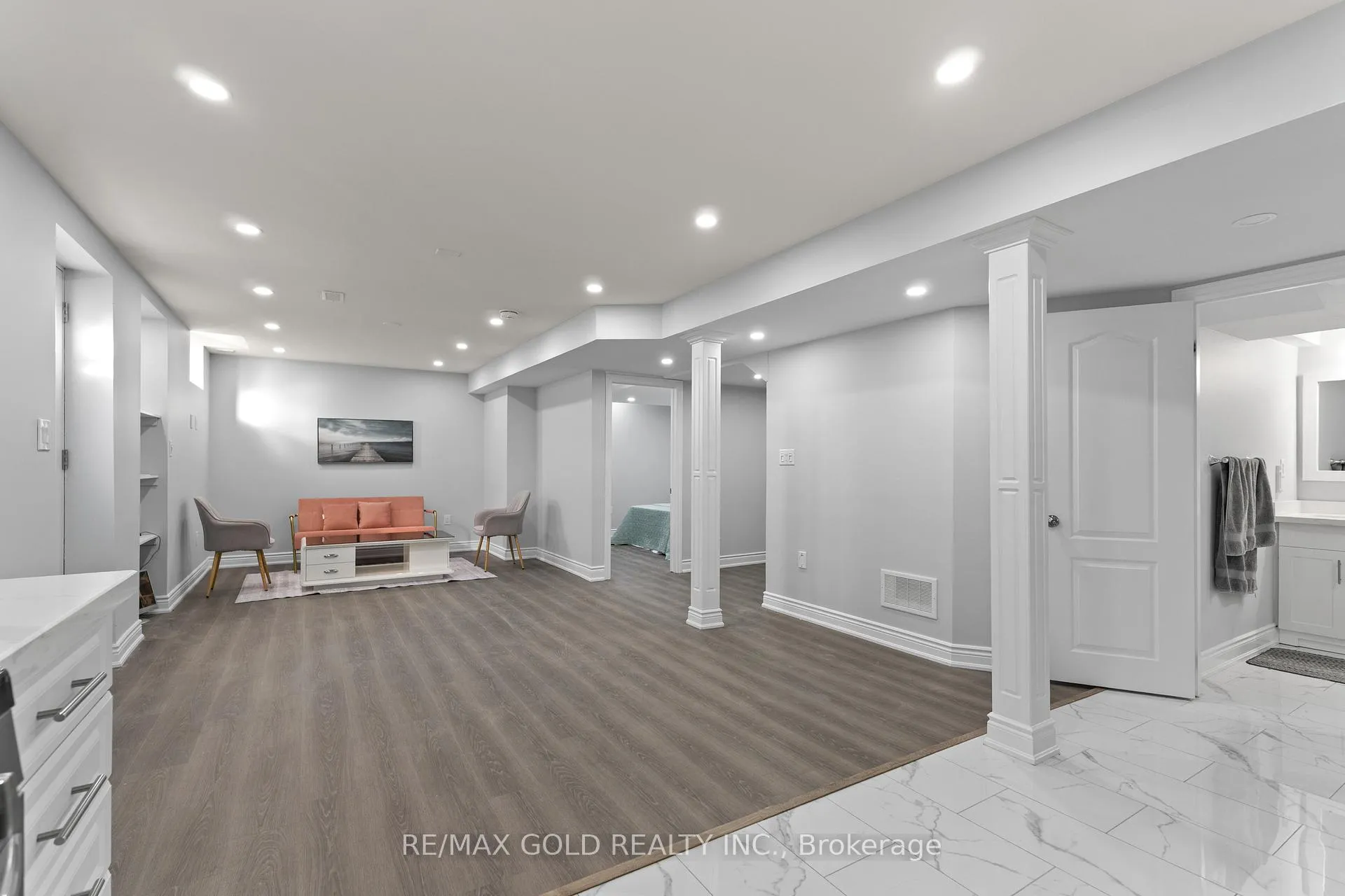 Photo 108 of 2 Helman Road, Brampton, Sandringham-Wellington — HOMEH