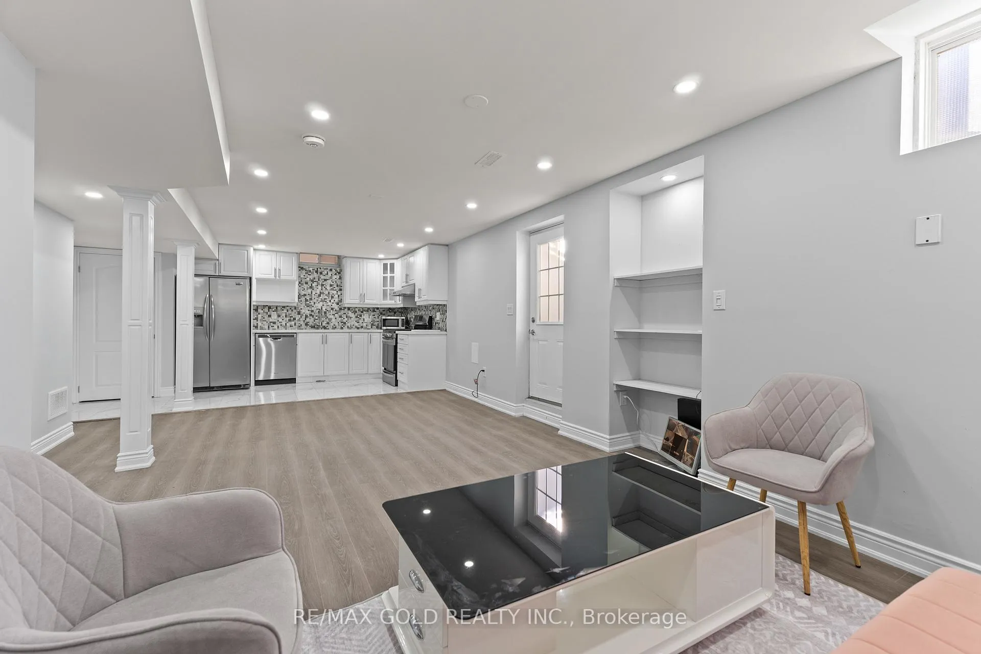 Photo 112 of 2 Helman Road, Brampton, Sandringham-Wellington — HOMEH