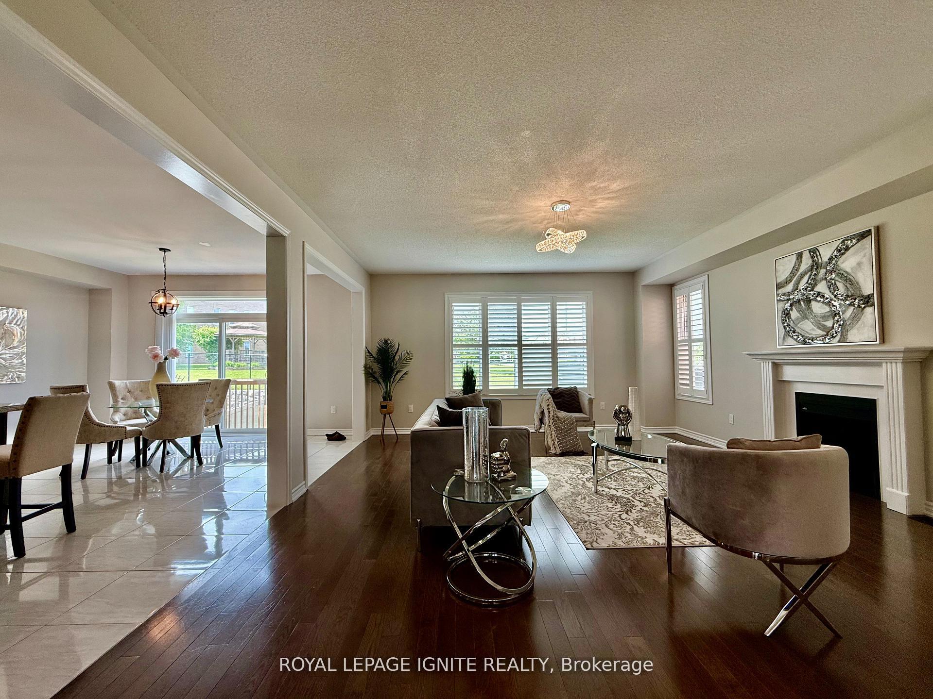 Photo 8 of 18 Willoughby Place, Clarington, Bowmanville — HOMEH