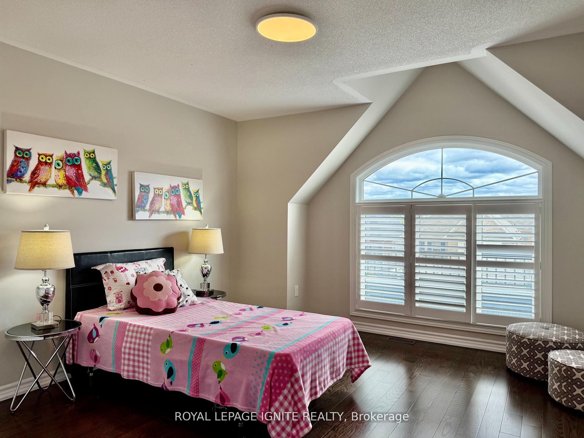 Photo 20 of 18 Willoughby Place, Clarington, Bowmanville — HOMEH